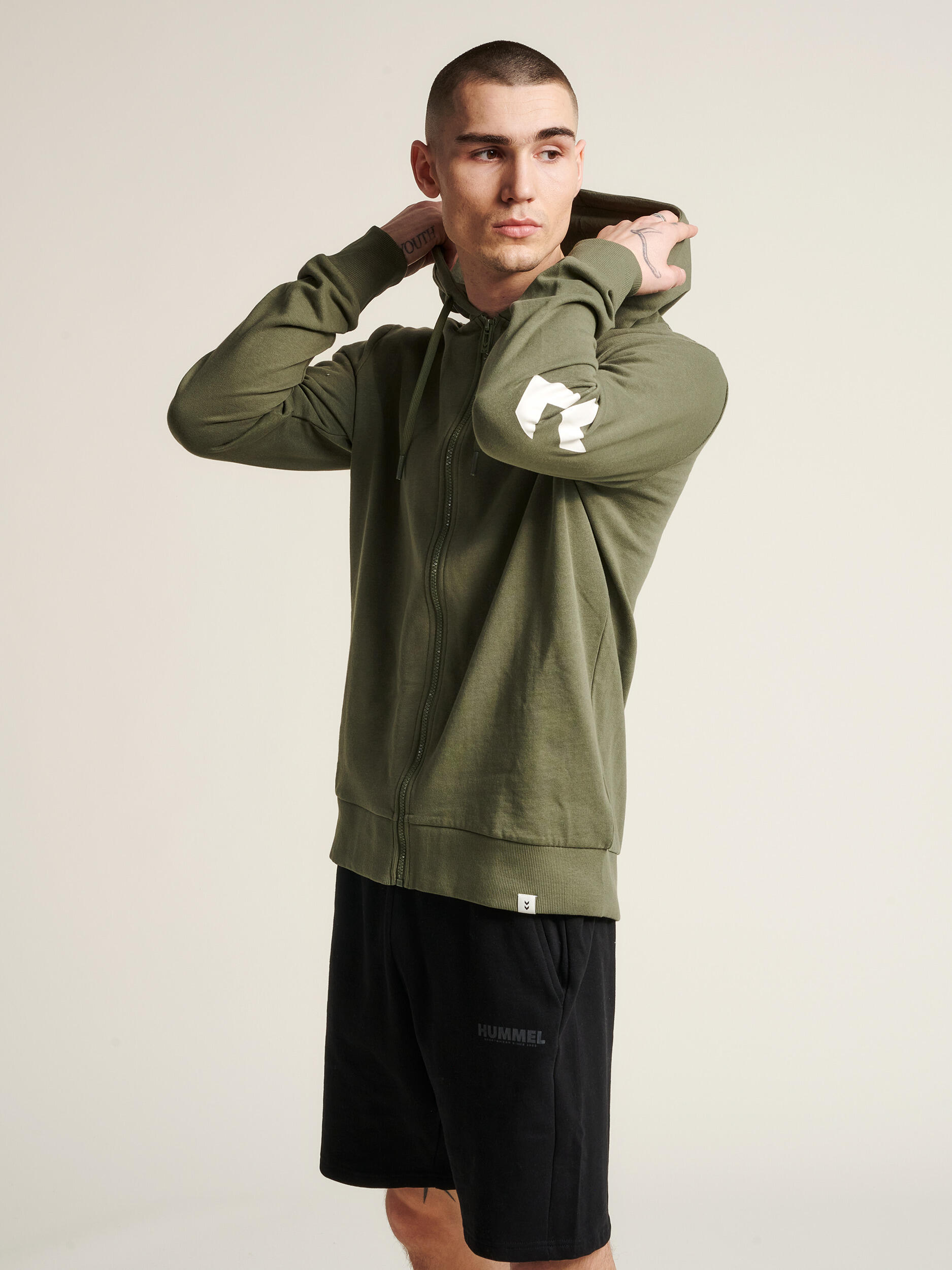Hooded sweatshirt Hummel hmllegacy zip 2/6