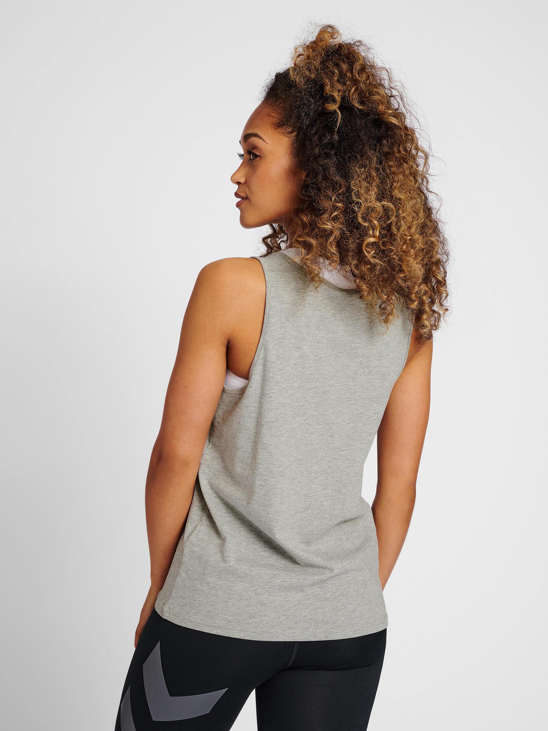 Top Hmllegacy Mujer Hummel 2/7