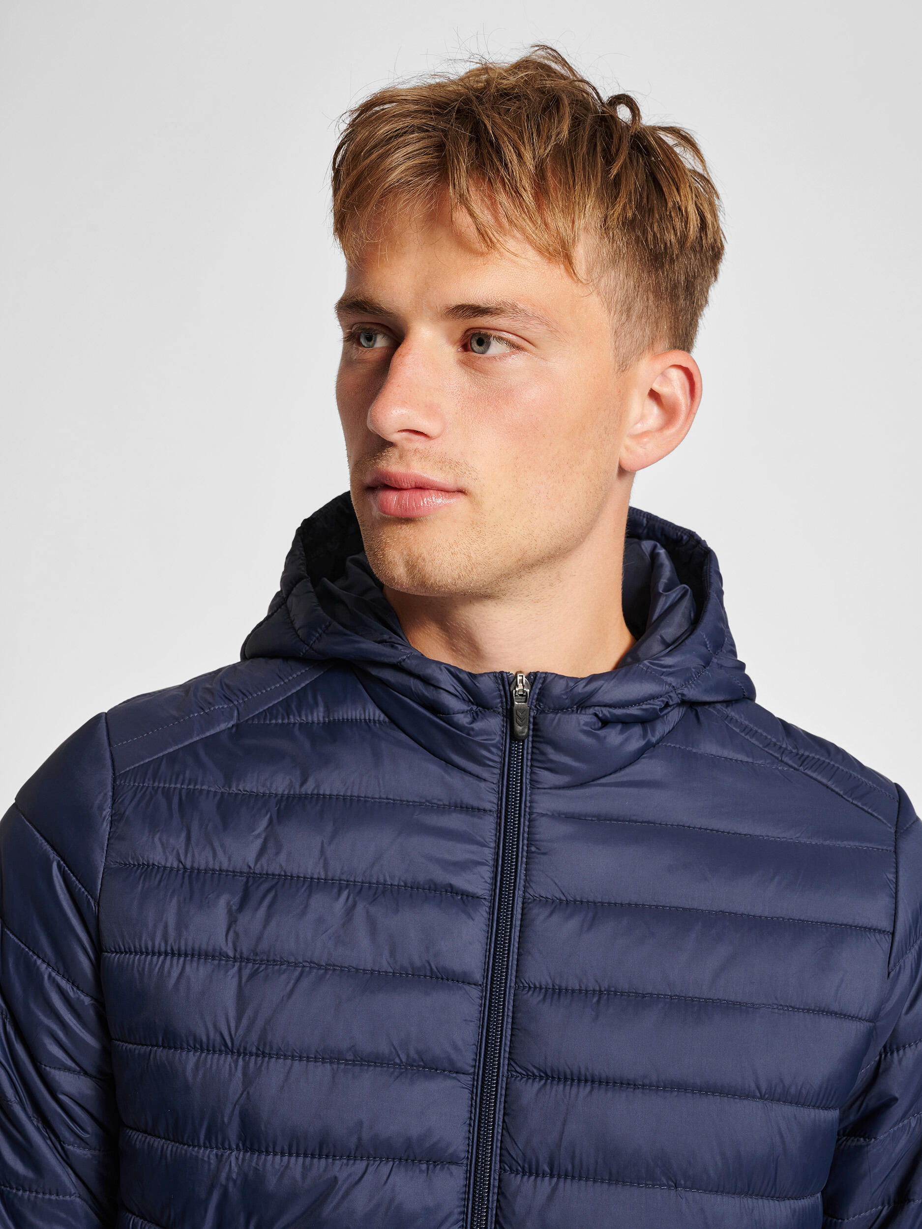 Daunenjacke mit Kapuze Hummel Red 4/7