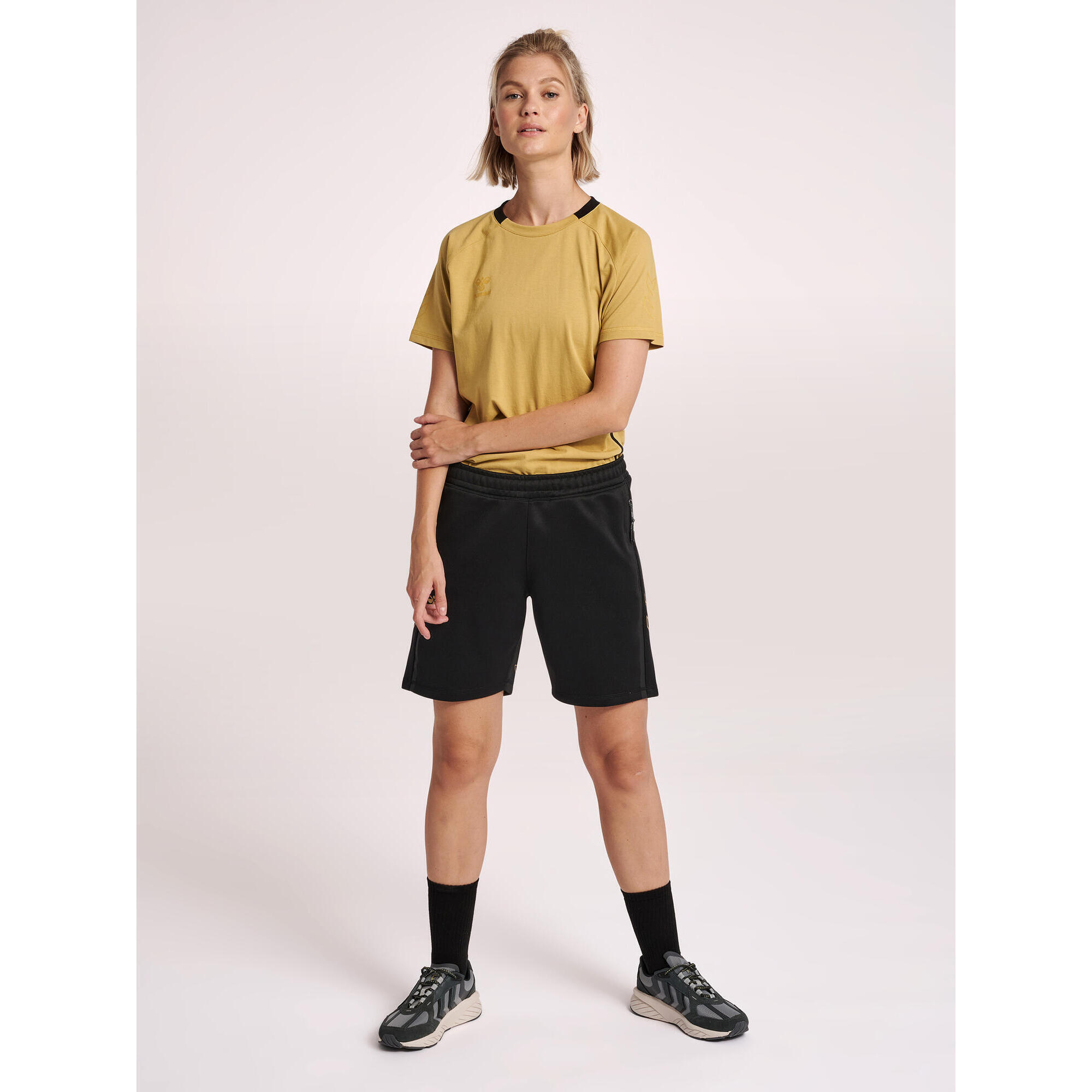 Pantaloncini da donna Hummel hmlCIMA 2/7