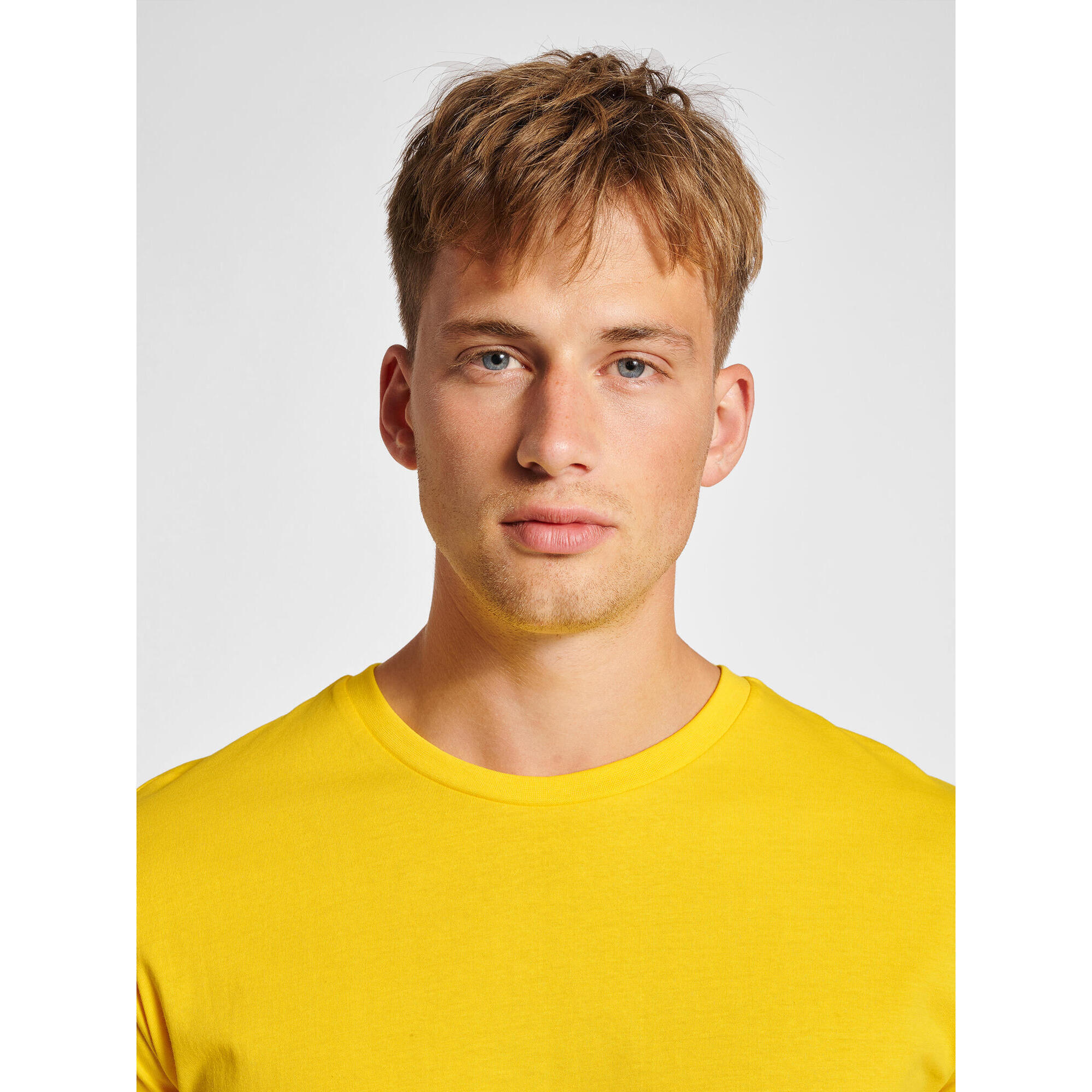 T-shirt Hummel Red Basic 3/7