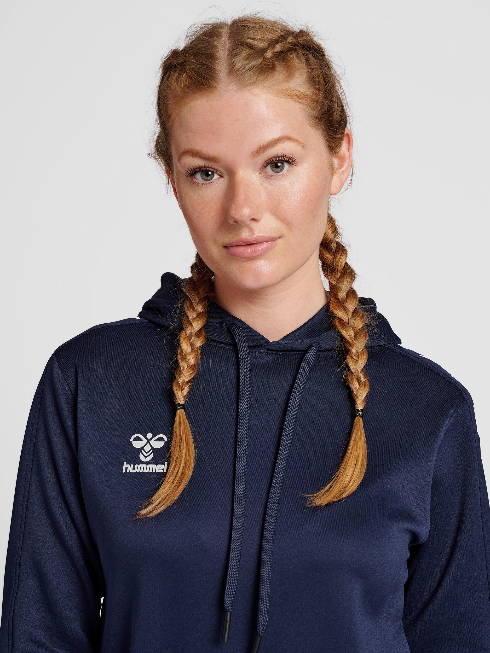Felpa da donna in poliestere con cappuccio Hummel Core XK 4/7