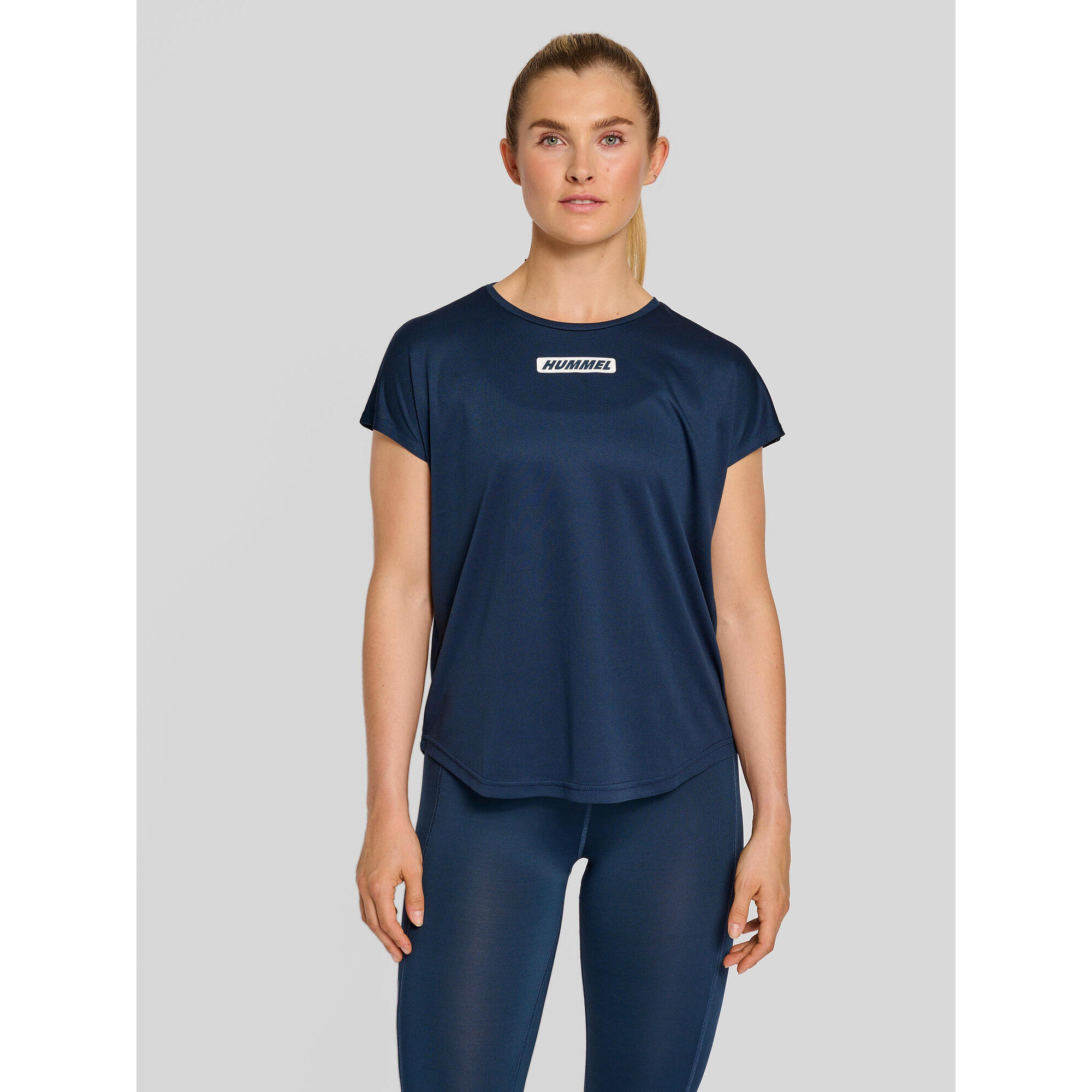 Hummel - Enfiler T-shirt Hmlte Tola Femme Hummel - T-shirt Manches Courtes - Bleu - 36 Xs - Decathlon