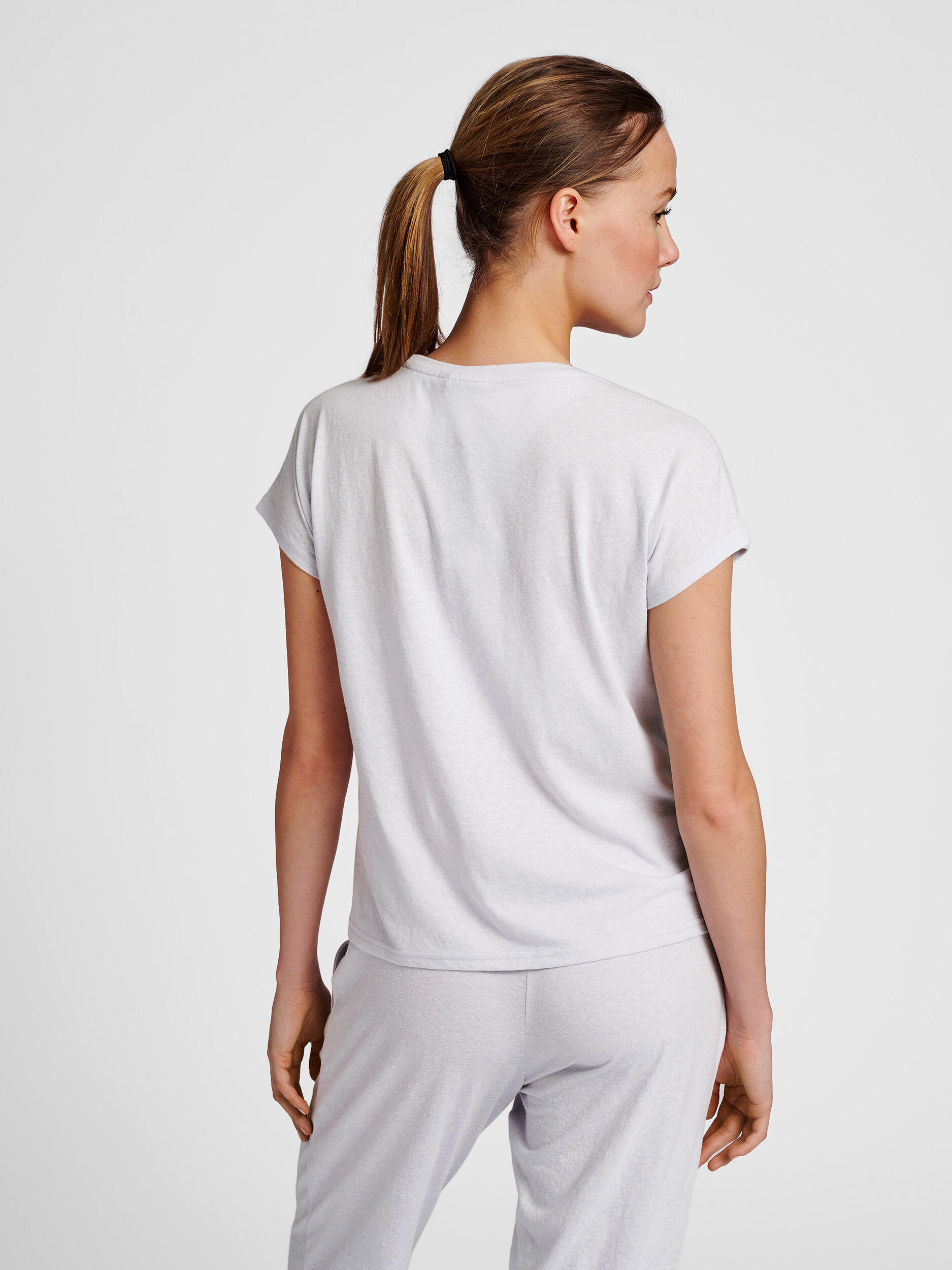 Enfiler T-Shirt Hmlzandra Femme HUMMEL 2/7