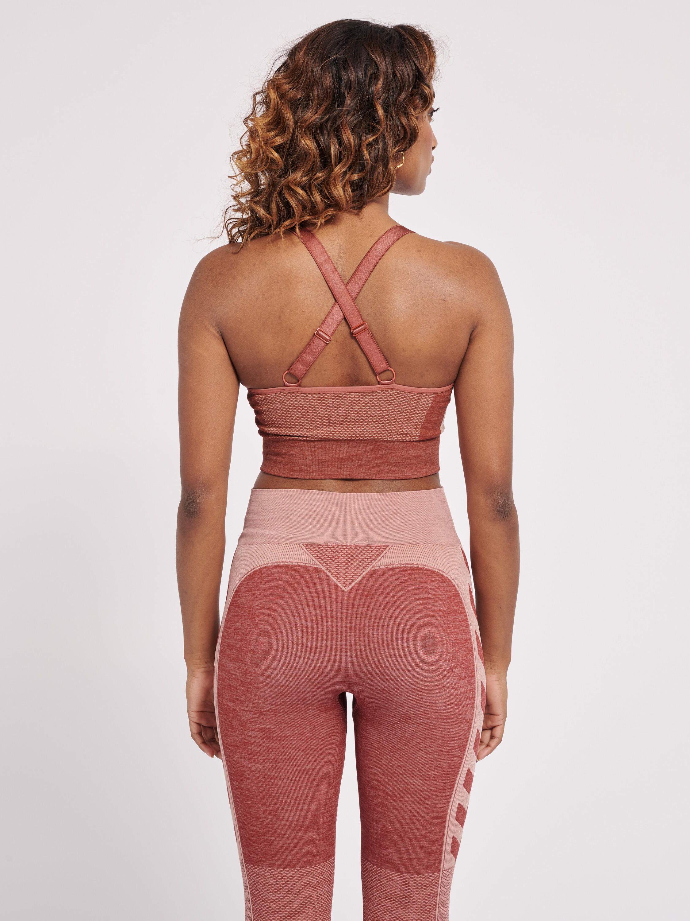 HUMMEL hmlCLEA SEAMLESS SPORTS TOP 3/7