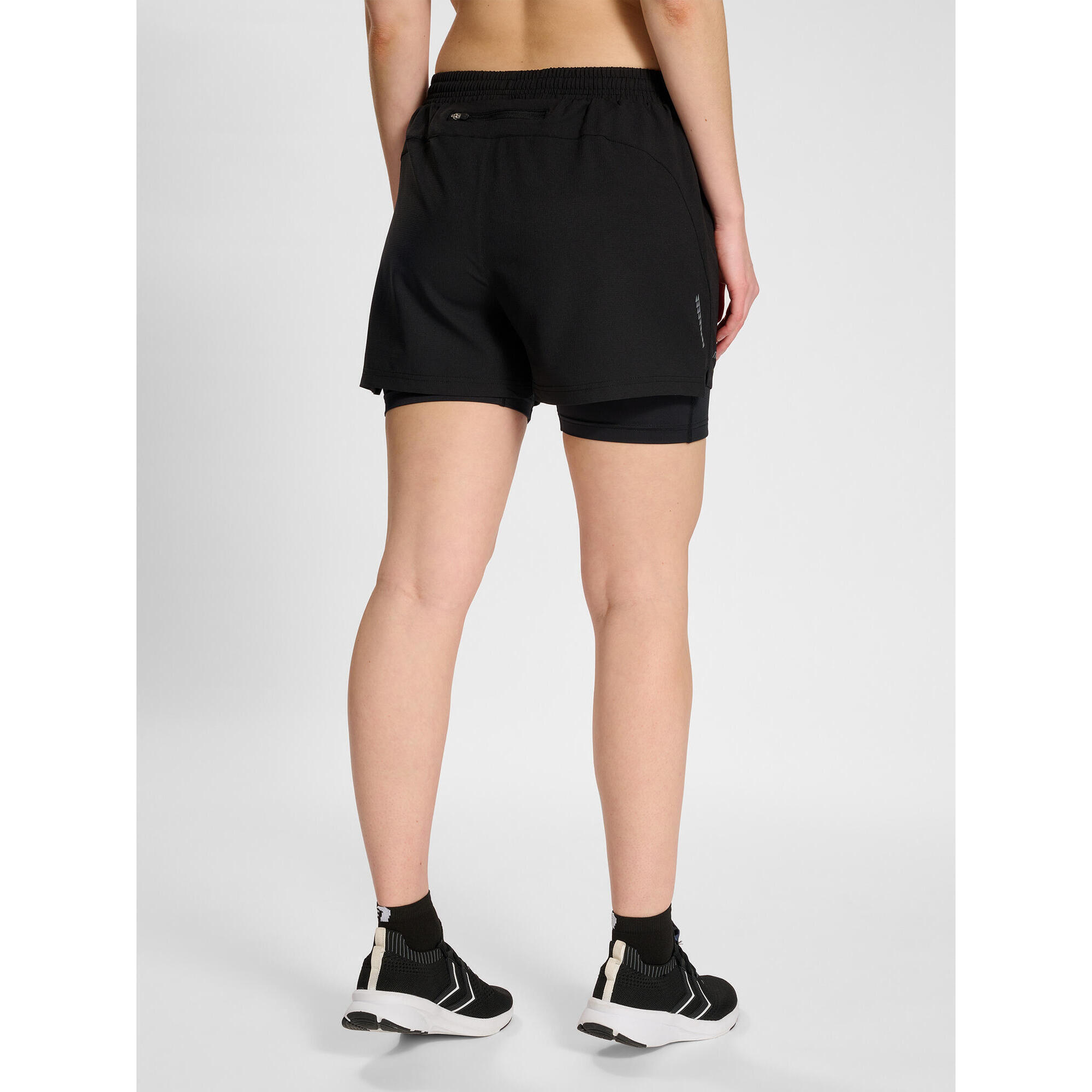 Pantaloncini da donna 2 in 1 Newline Dallas 3/7