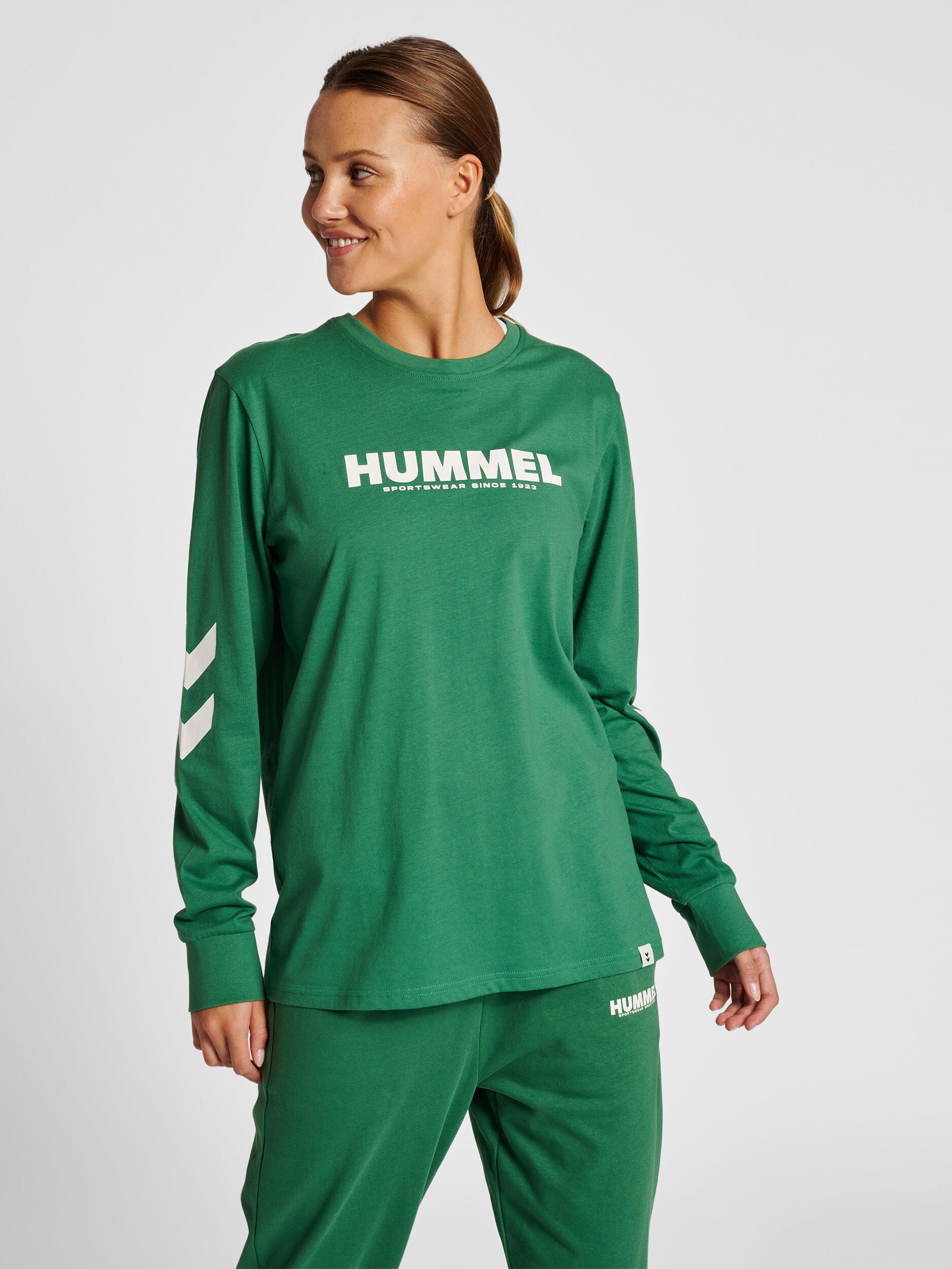HUMMEL picture