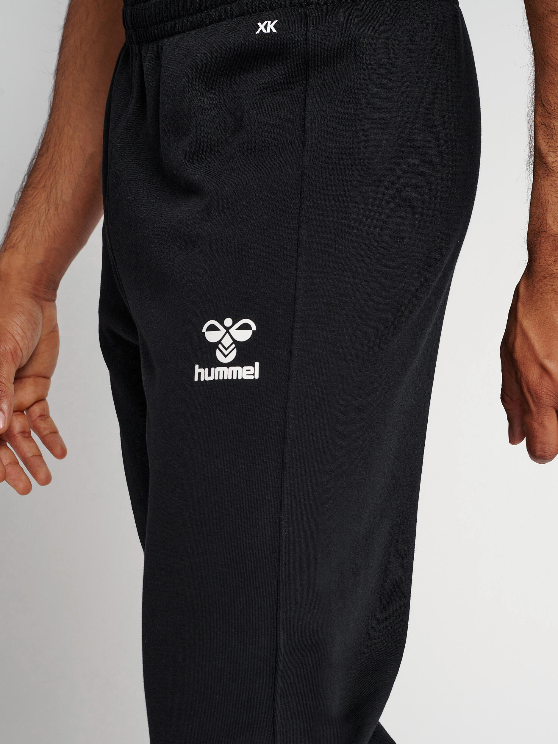 Pantaloni running Hummel hmlCore 4/7