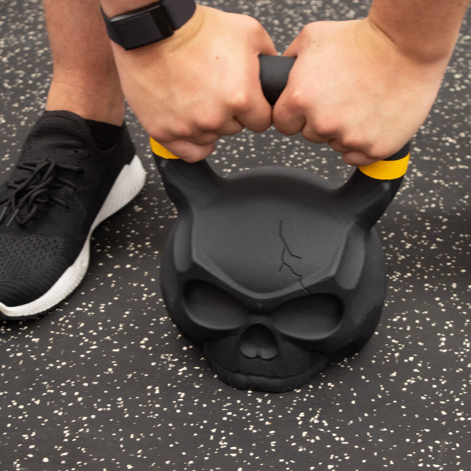 Phoenix CAST IRON SKULL KETTLEBELL - 12KG 4/8