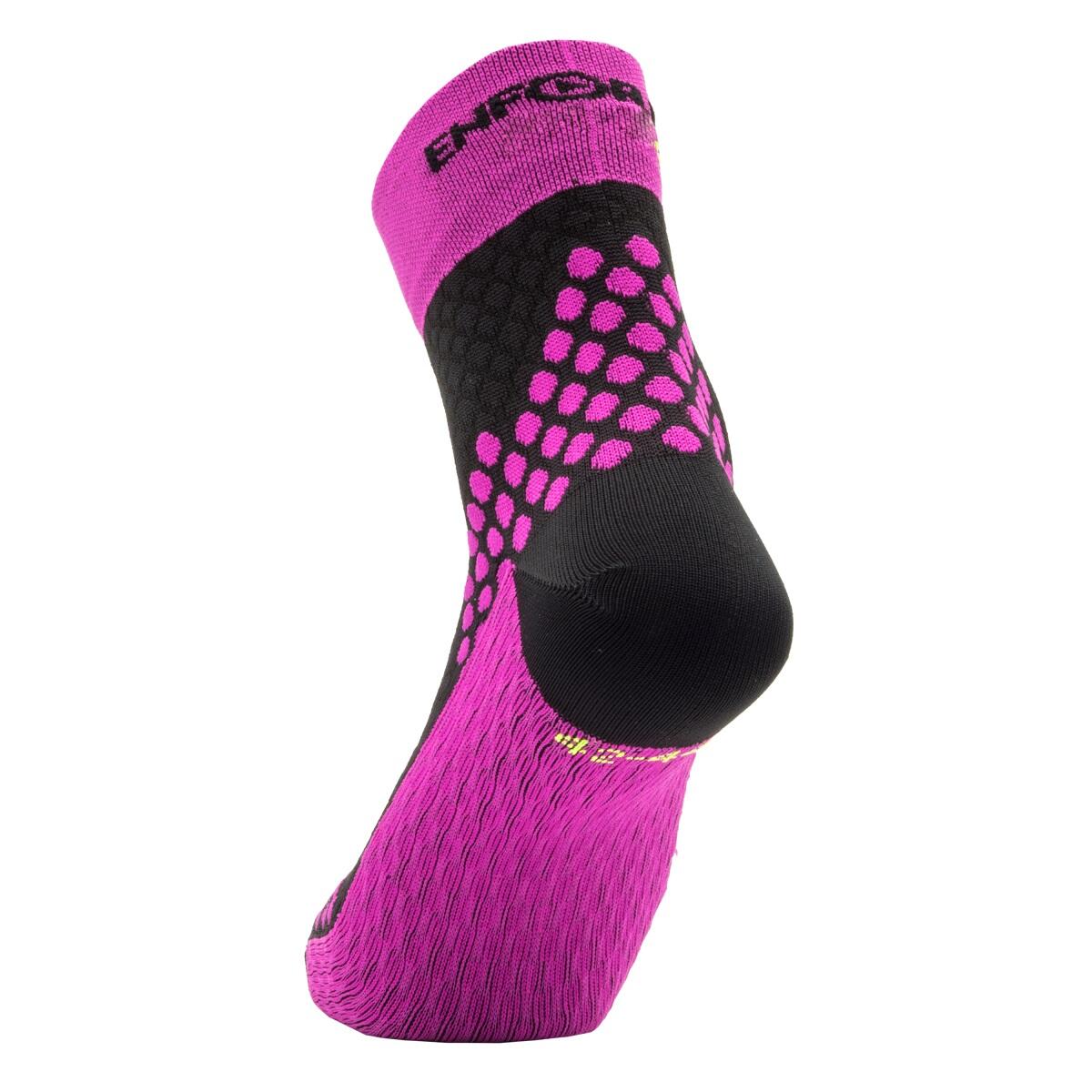 Calza tecnica running a compressione, resistente e versatile 2/4