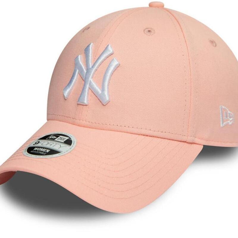 New Era Women's League Essential 940 New York Yankees Cap