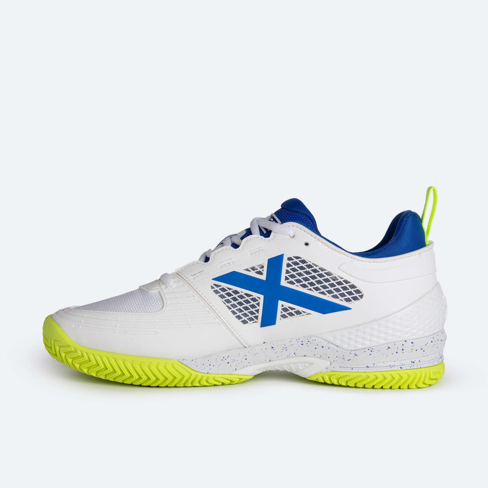 Calçado Padel homem Munich Atomik 24. Branco/azul. 2/5