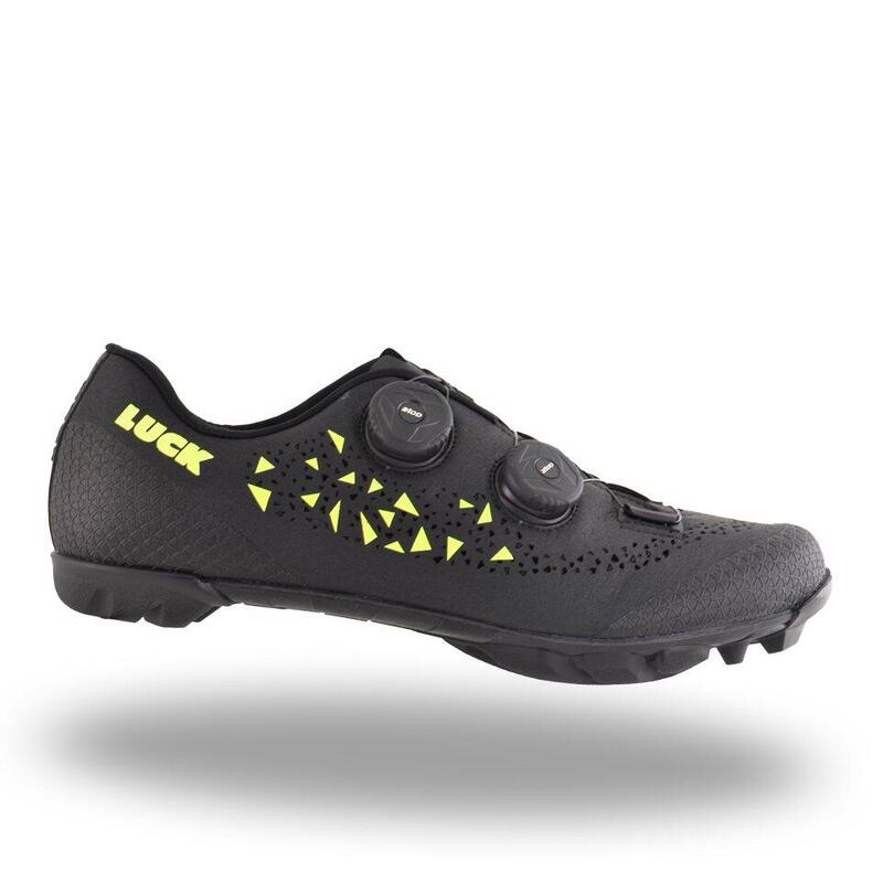 Zapatillas Ciclismo MTB Luck Phantom Negras Triangulos