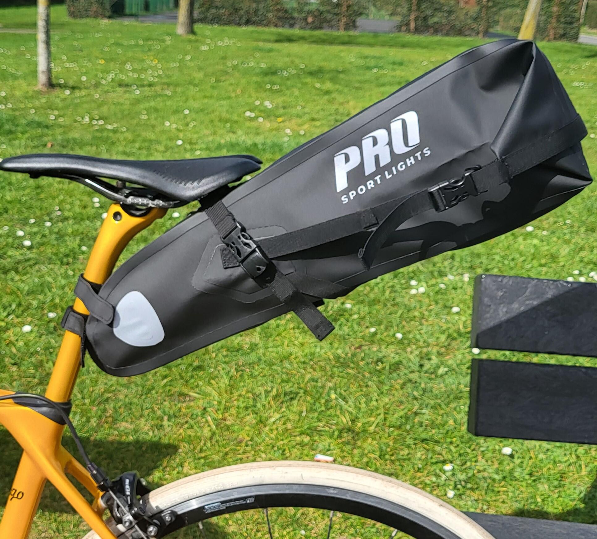 Satteltasche 14 Liter  Schwarz  Wasserdicht  Rennrad/Mountainbike |  Decathlon