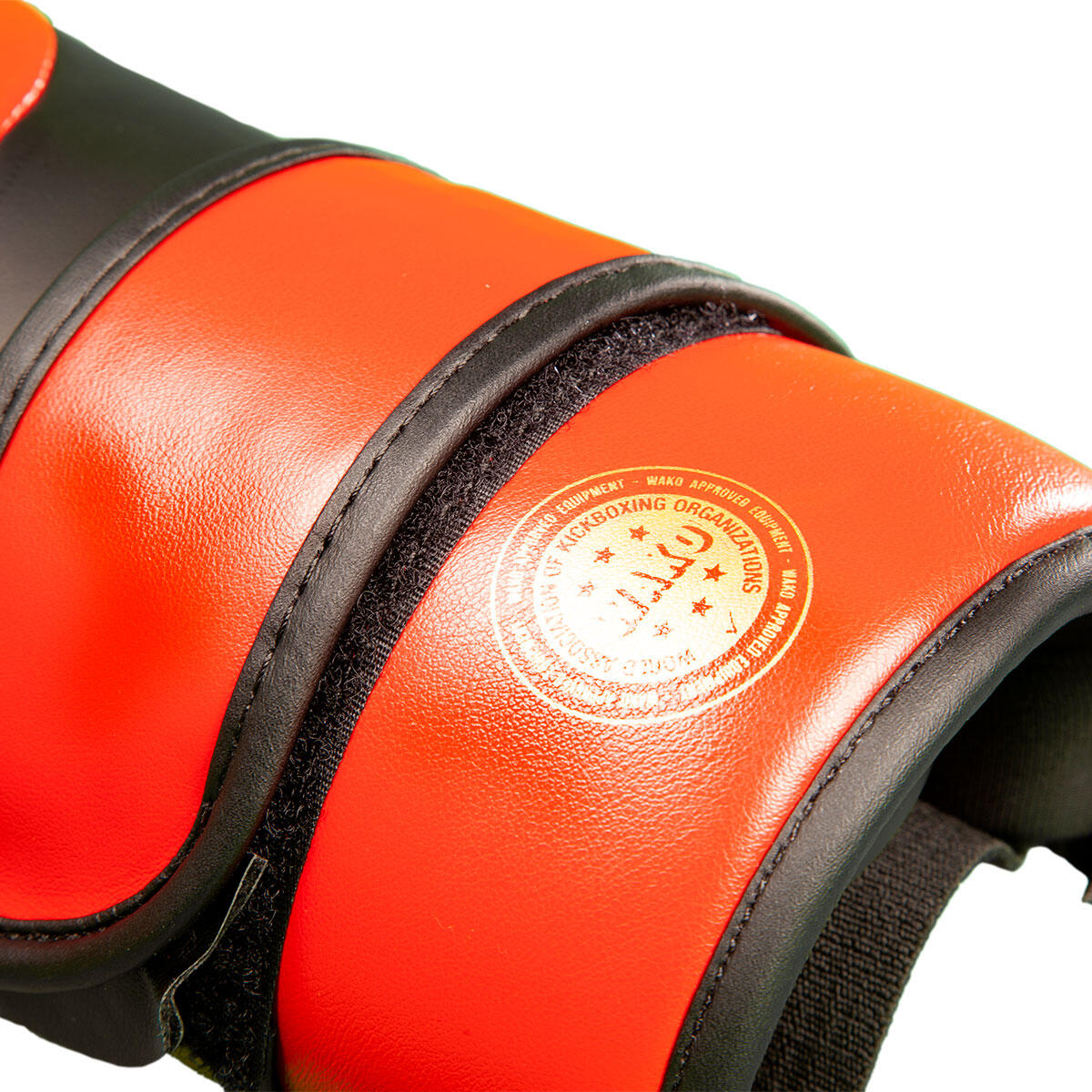 Guantes de combate Century Point C-GEAR Integrity, certificados WAKO, 8 oz. 4/7