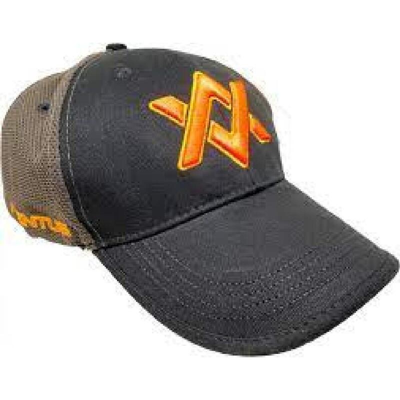 Guru Aventus Charcoal Cap