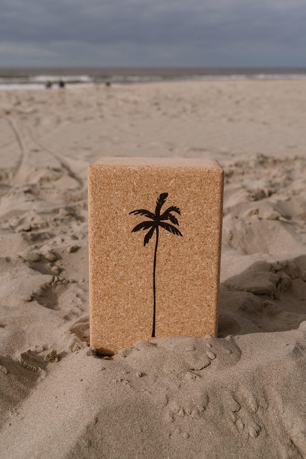 Lotus Yoga blok groot eco natuurkurk beach 3/5
