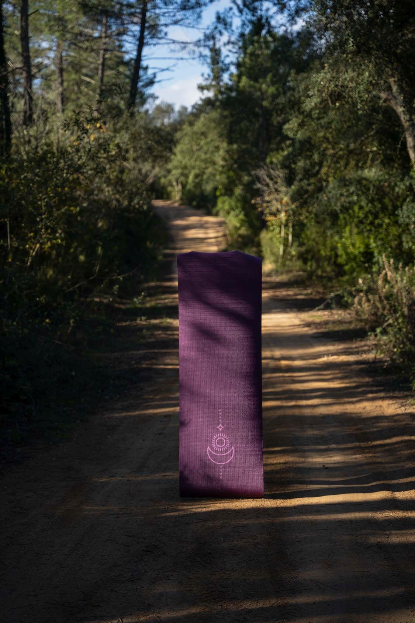 Lotus Yogamat sticky extra dik balance donkerpaars 2/5