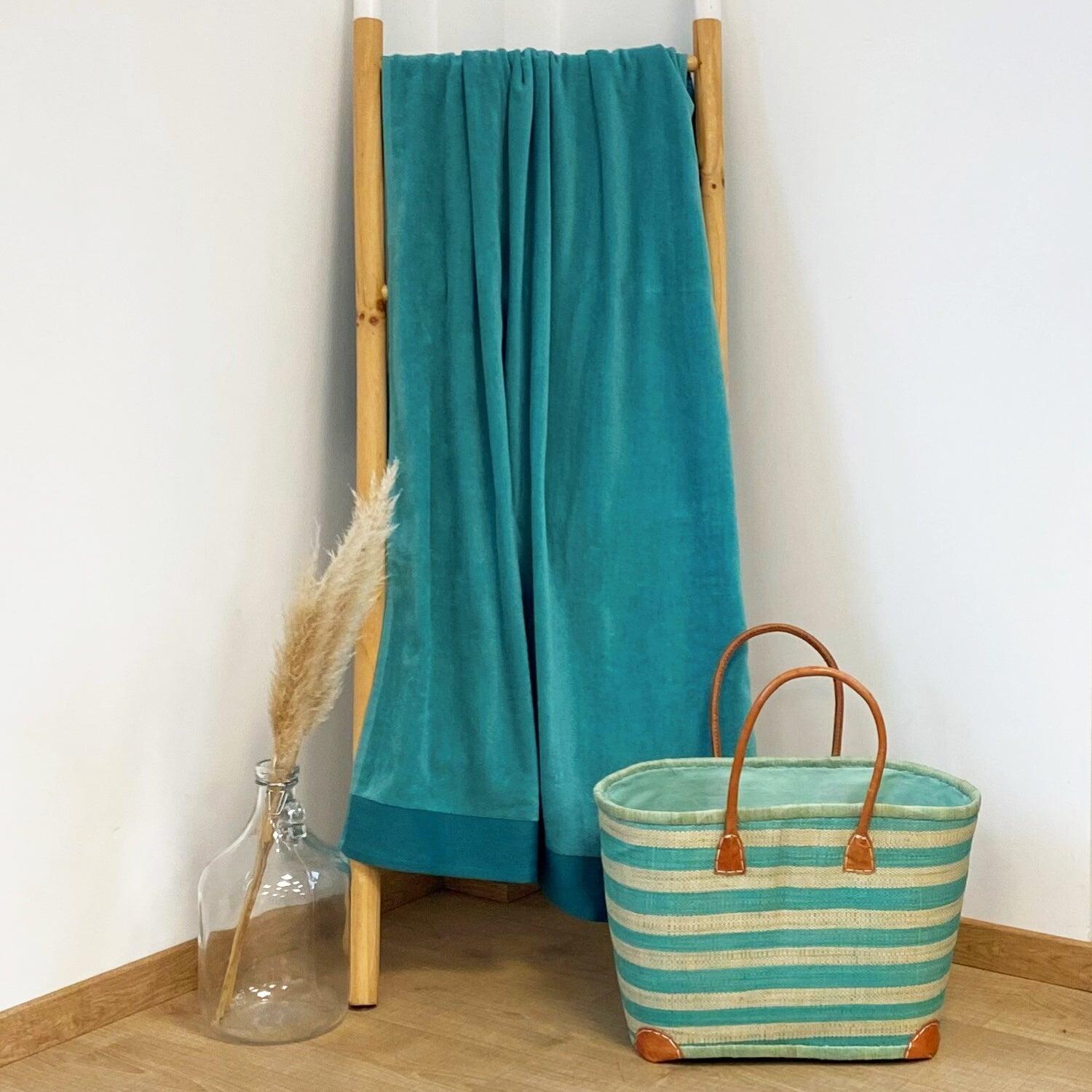 Serviette de bain éponge velours unie - Shady Latigo - 90x160cm - 370g/m² 2/4