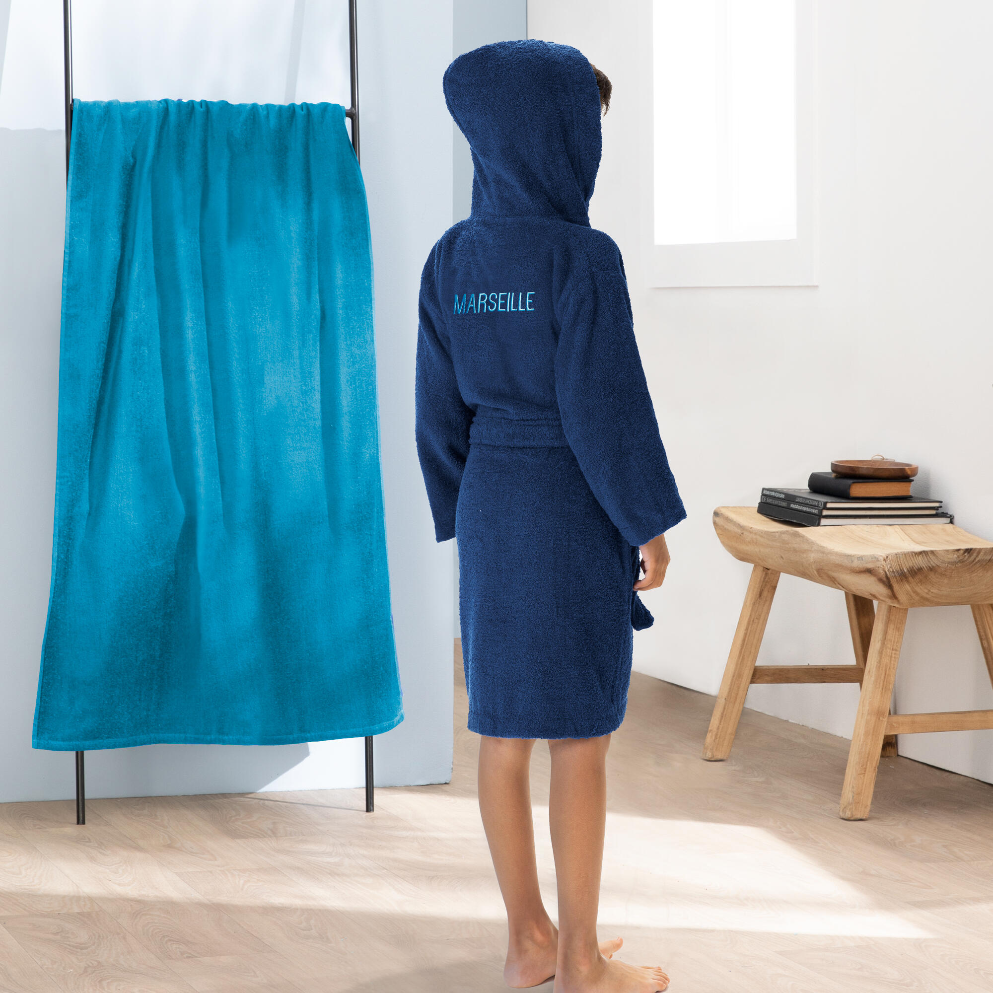 Peignoir de bain enfant 100% coton football Marseille - Ruban 4/7