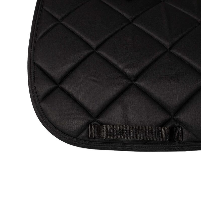 Dressage Saddle Pad met contrasterende leidingen