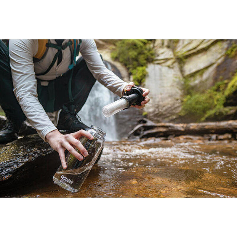 Bidon Camelbak Eddy® + filtered by LifeStraw® with Tritan™ Renew - Clear, 20OZ