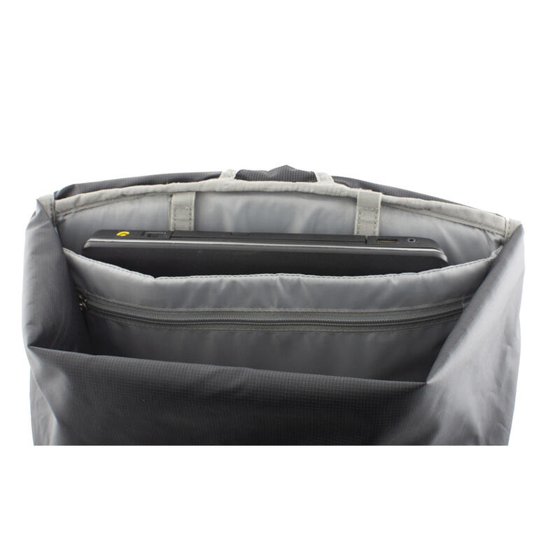 Rucsac Pinguin Commute 25 litri negru