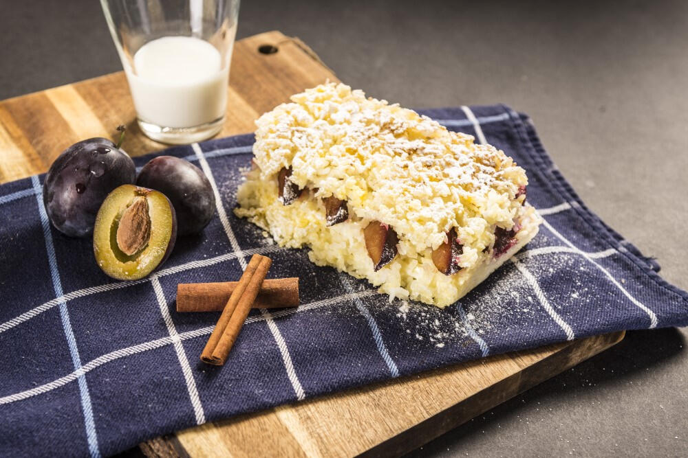 Adventure Menu Rice Pudding with Plums 2/2