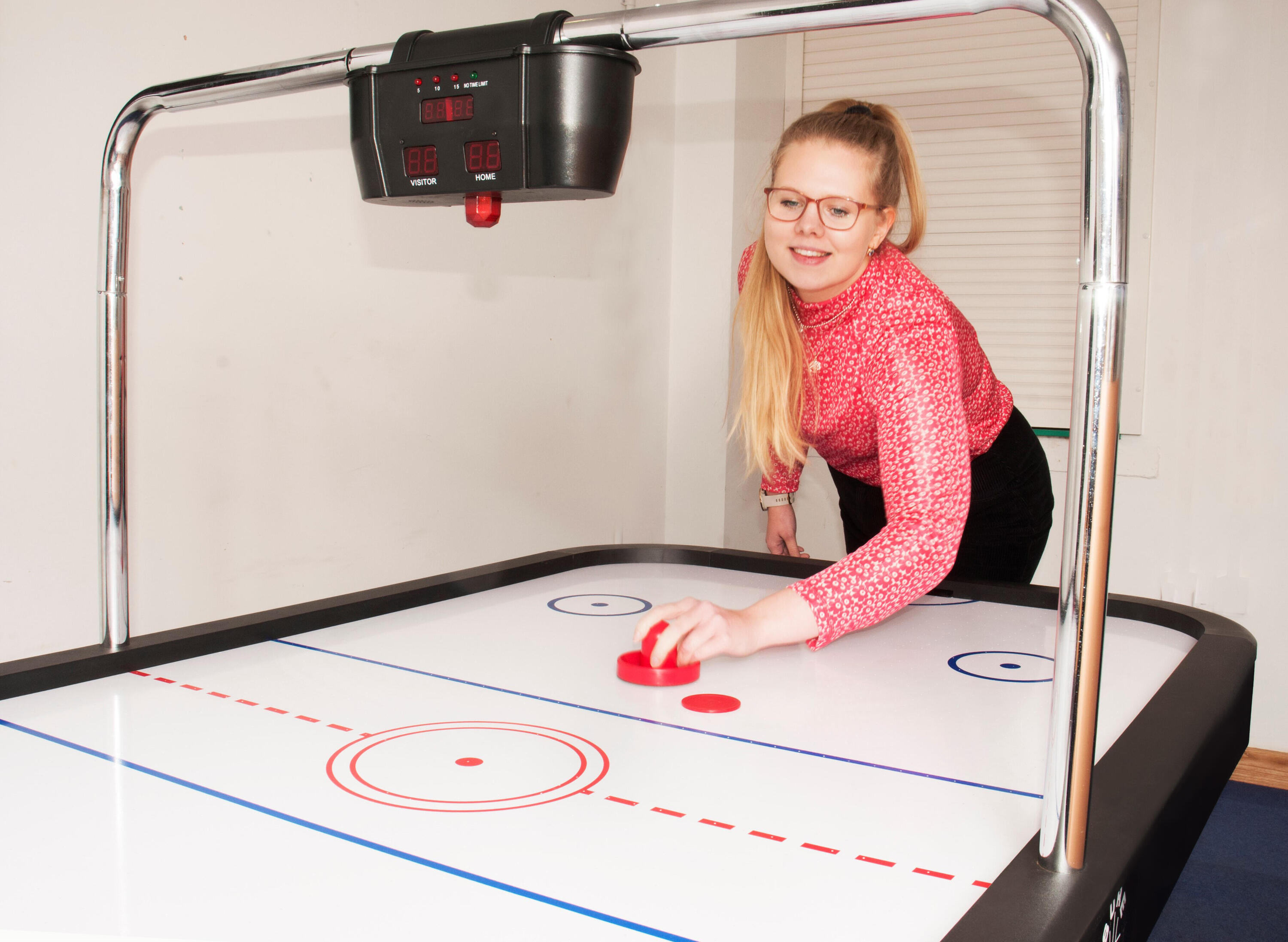 Sure Shot Super Pro Air Hockey Table 4/5