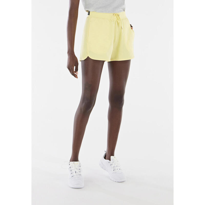 Shorts elasticizzati con tasche interne e fondo stondato