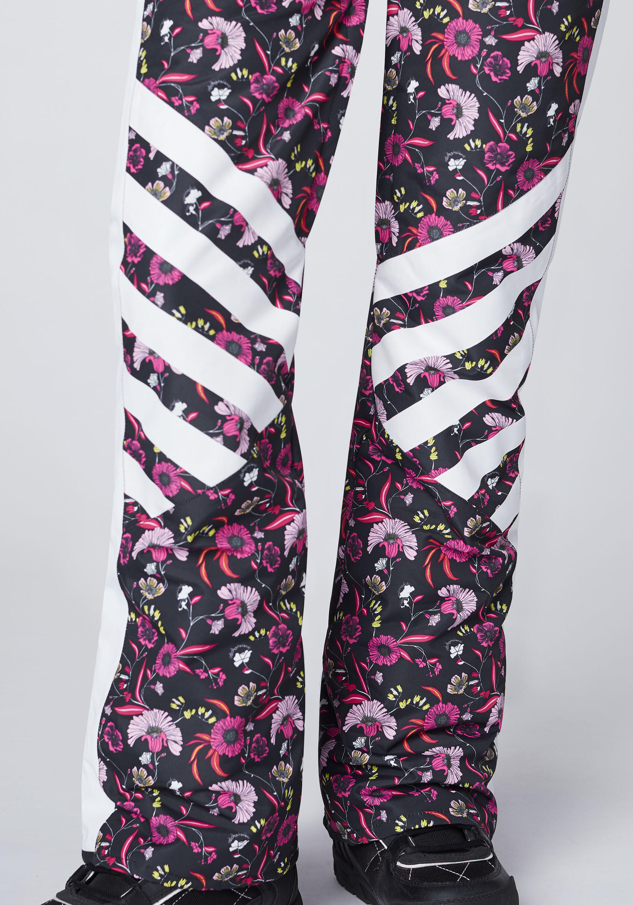 Skihose mit modernem Muster 6/7