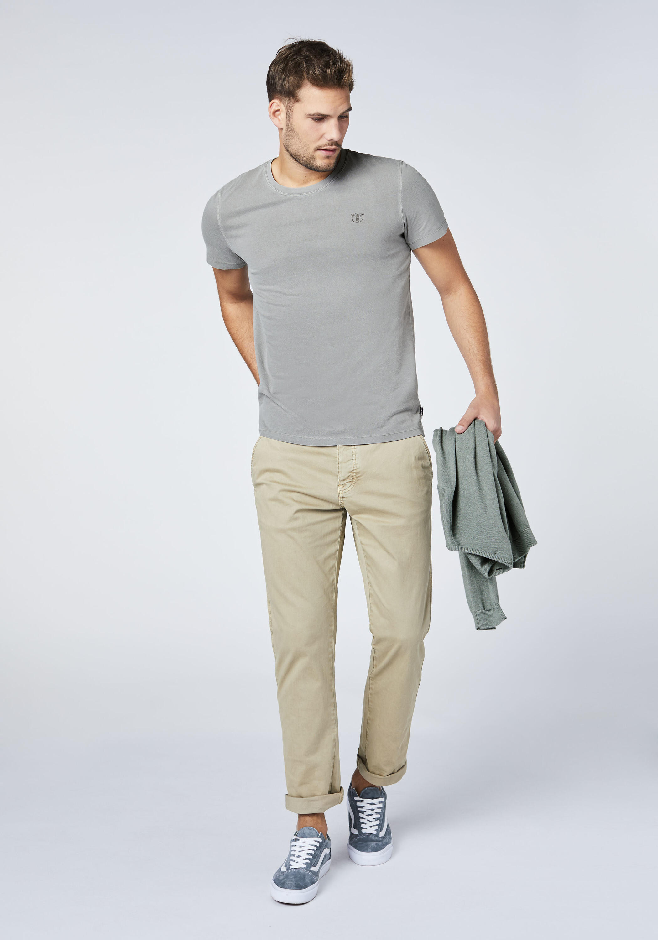T-Shirt mit dezentem Jumper-Motiv 7/7