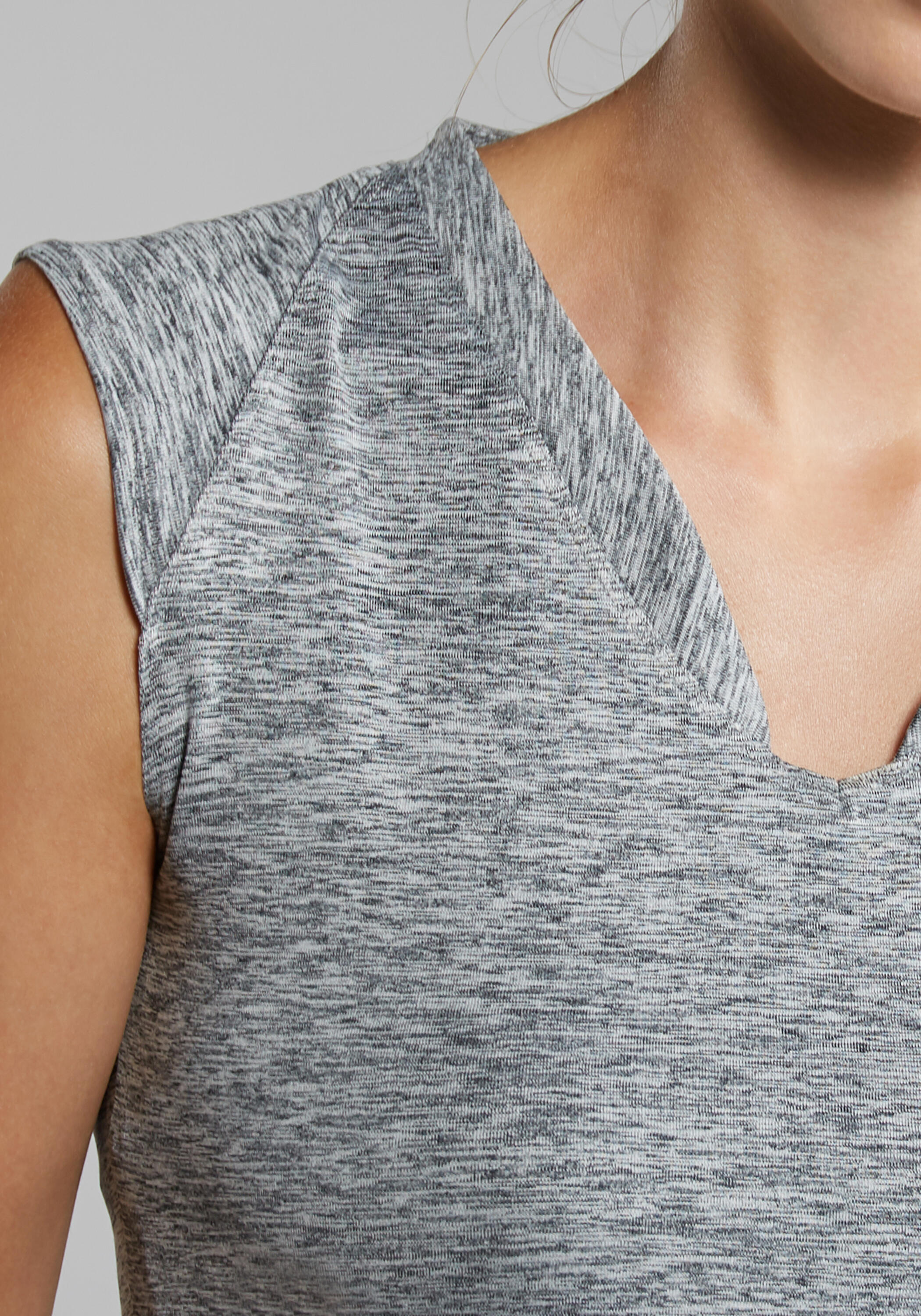 VENICE BEACH V-Neck Shirt VB ELEAMEE 6/7