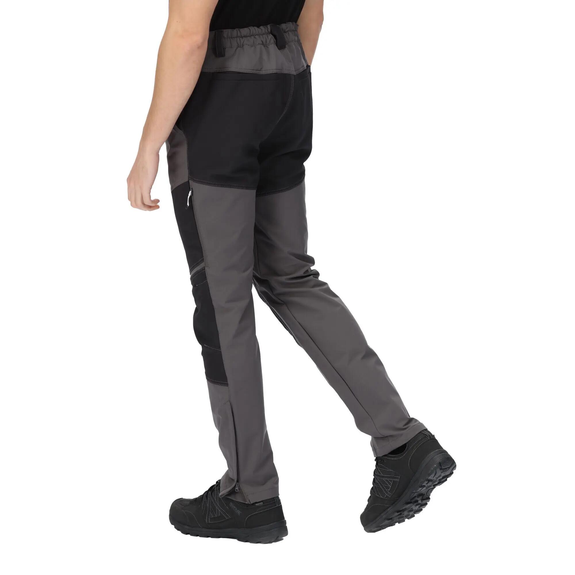Pantalon largo para hombre Regatta Questra iv en color gris 6/7