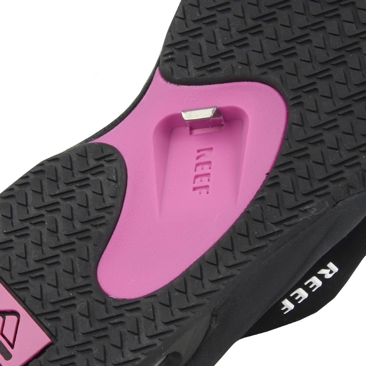 Women's Fanning Flip Flops 6/6