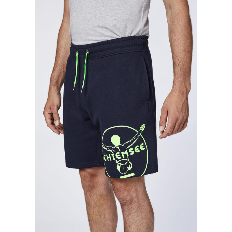 Bermuda-Shorts mit gedrucktem Jumper-Symbol