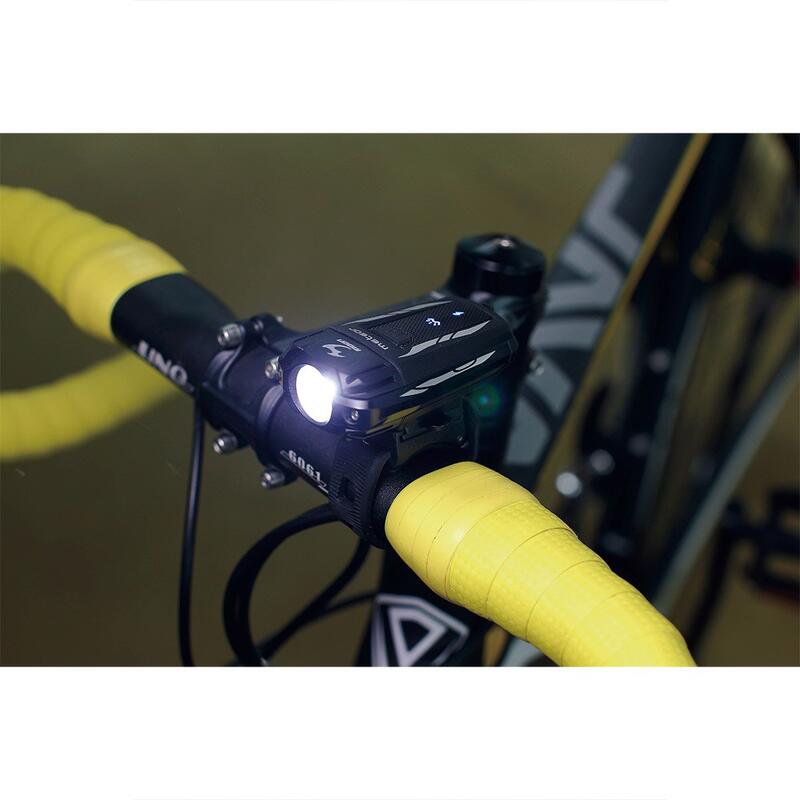 Luz delantera para bicicleta recargable por USB - 400 lúmenes