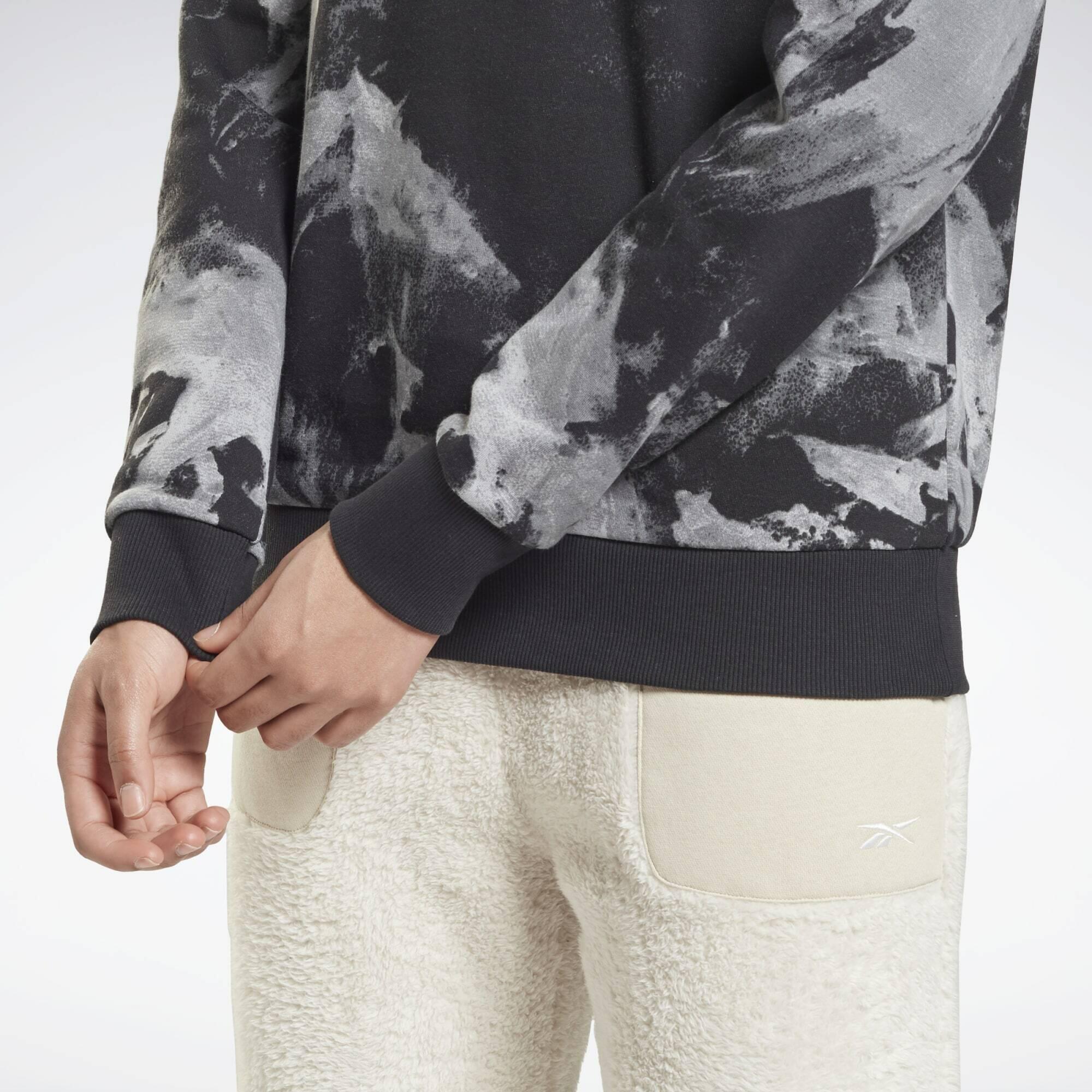 MYT Tie-Dyed Sweatshirt 6/6