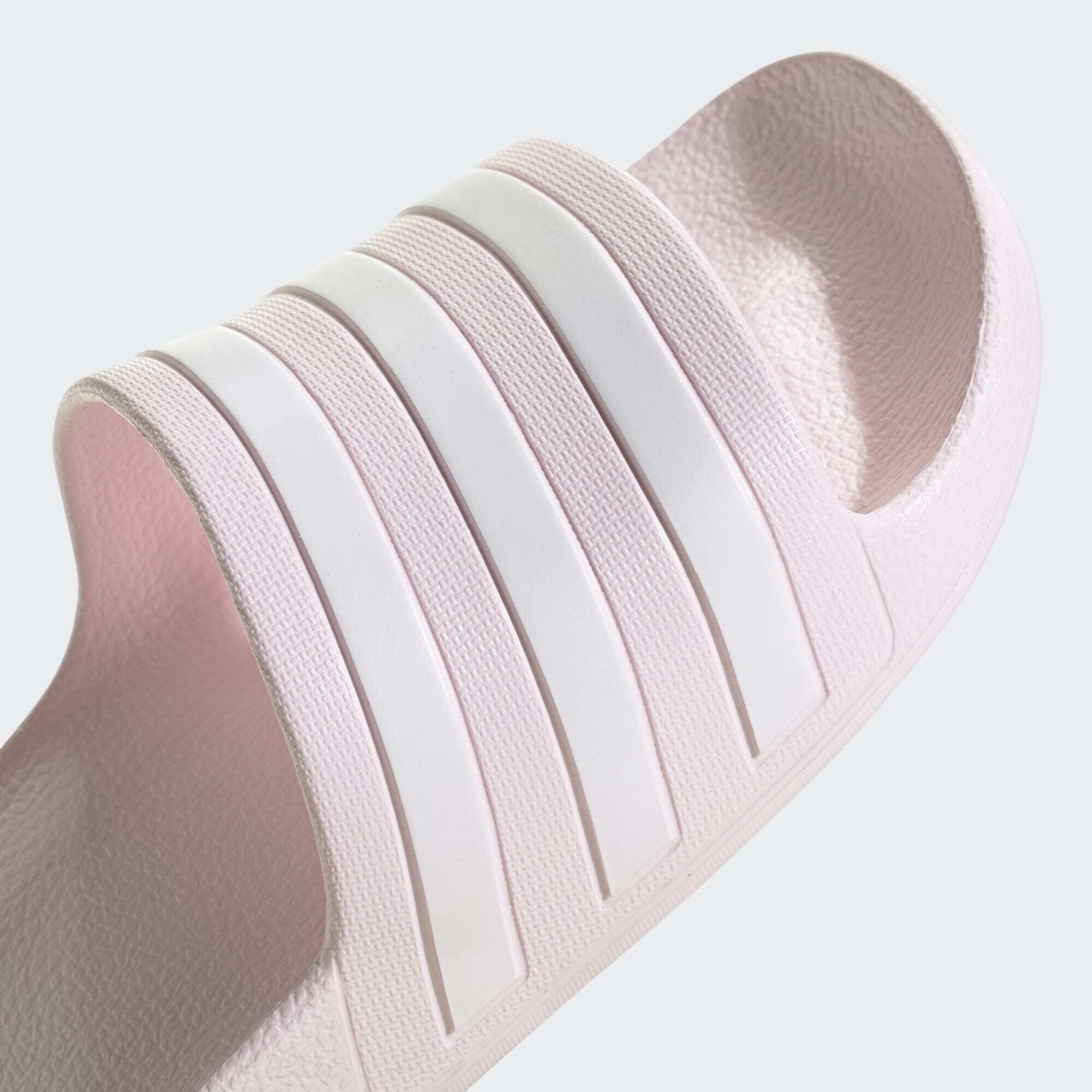 Adilette Aqua Slides 6/7