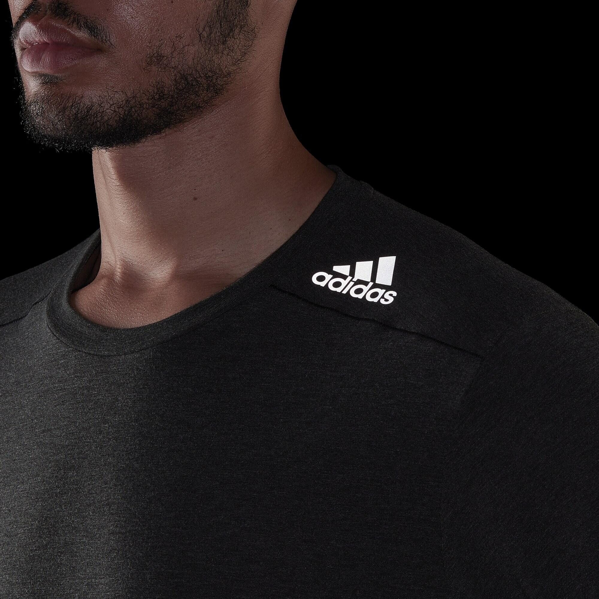 T-shirt Designed for Training 5/5