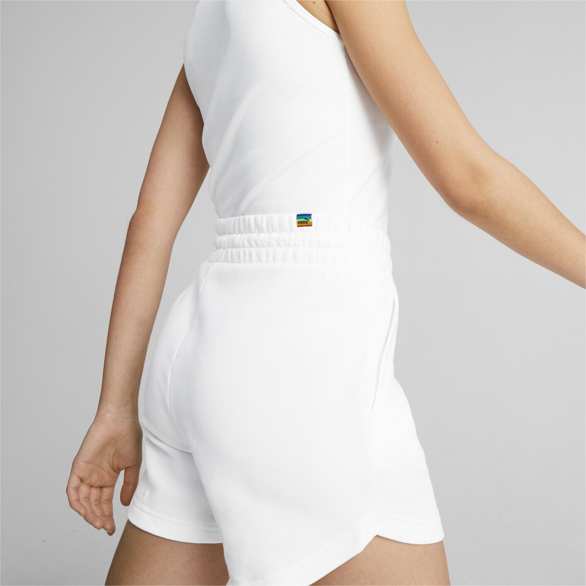 LOVE IS LOVE Shorts Damen PUMA White 5/6