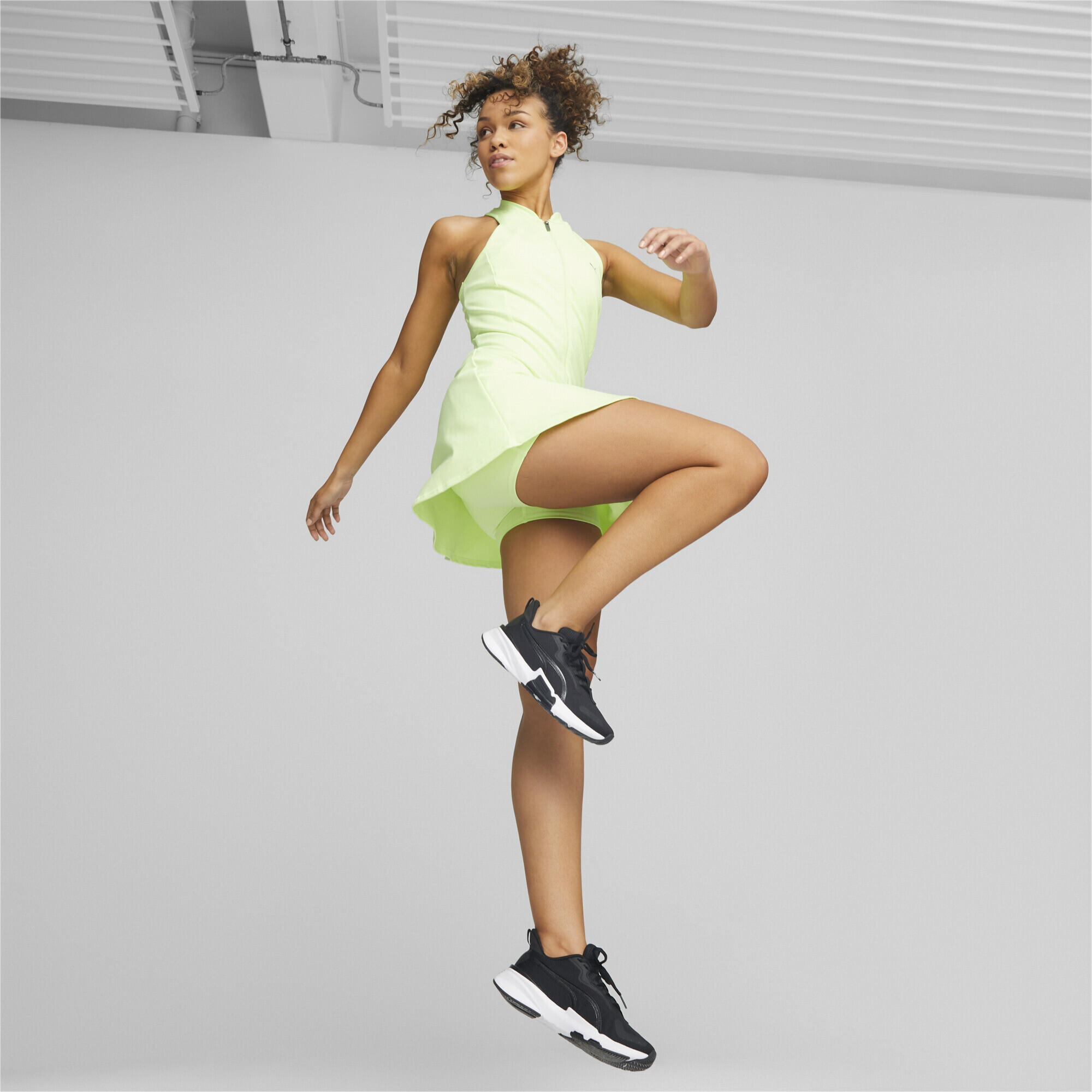Scarpe da training PWRFrame TR 2 Elektro Summer da donna PUMA Black White 4/7