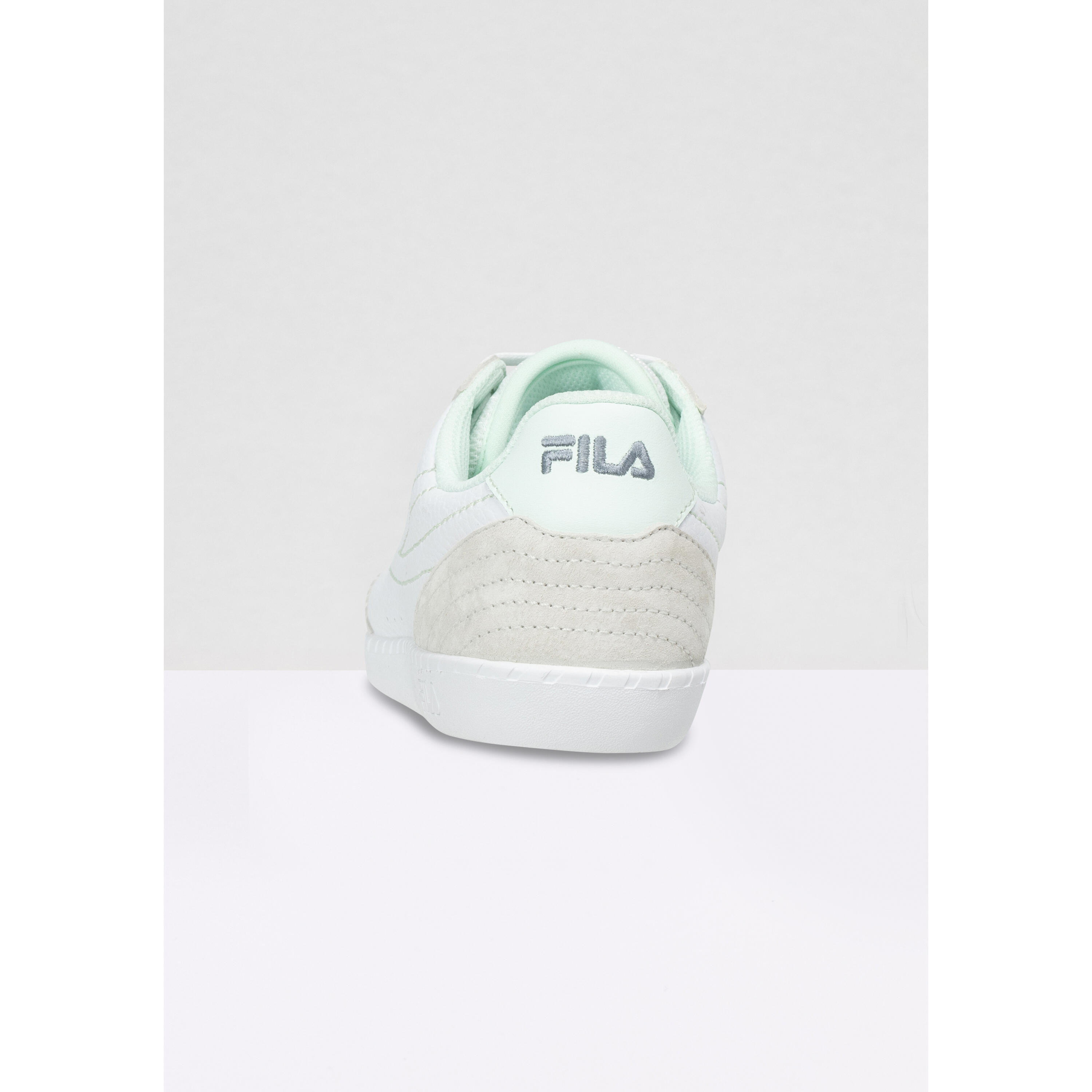 Baskets femme Fila Byb Assist 4/5