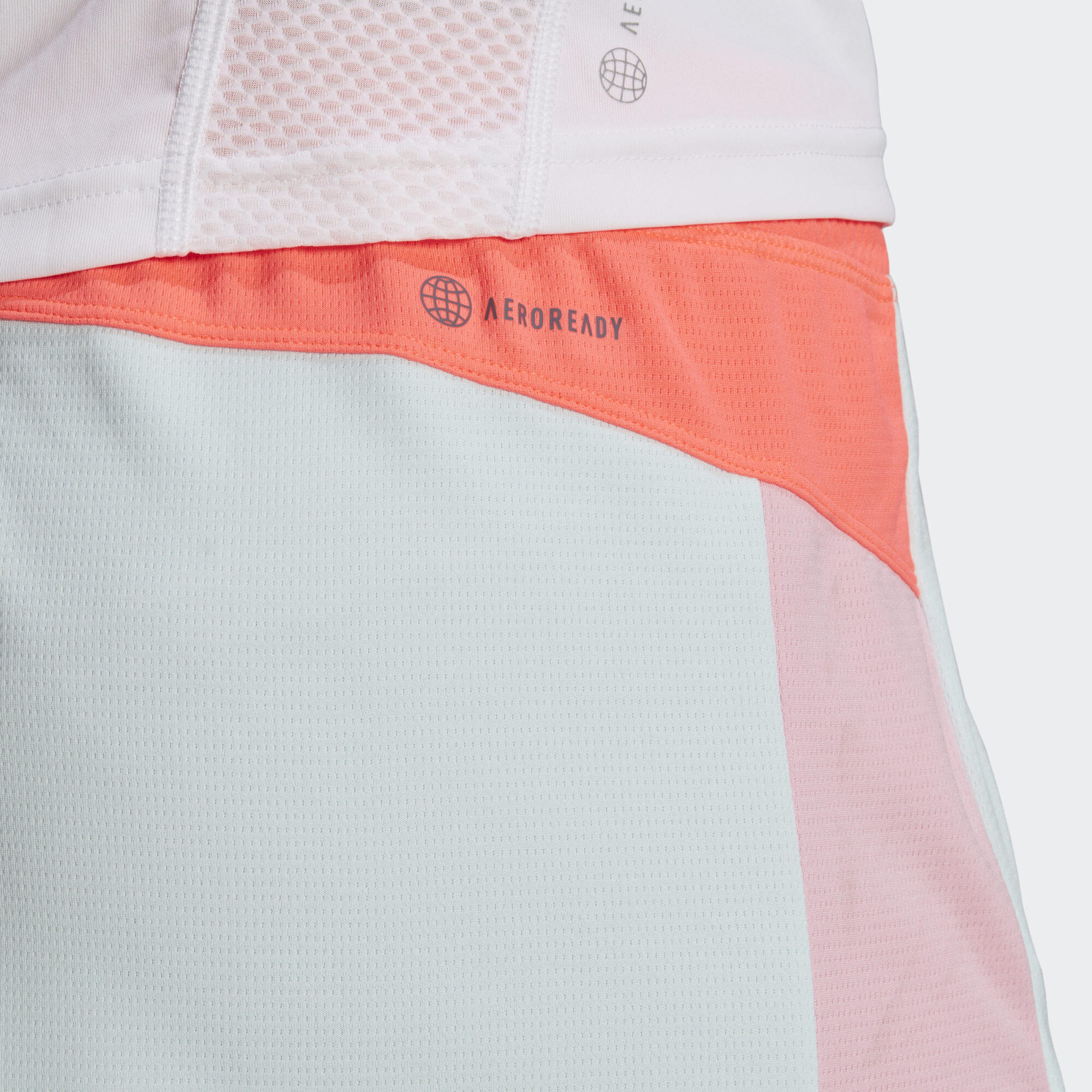 Calções Adidas modelo HG1015 para mulheres 5/5