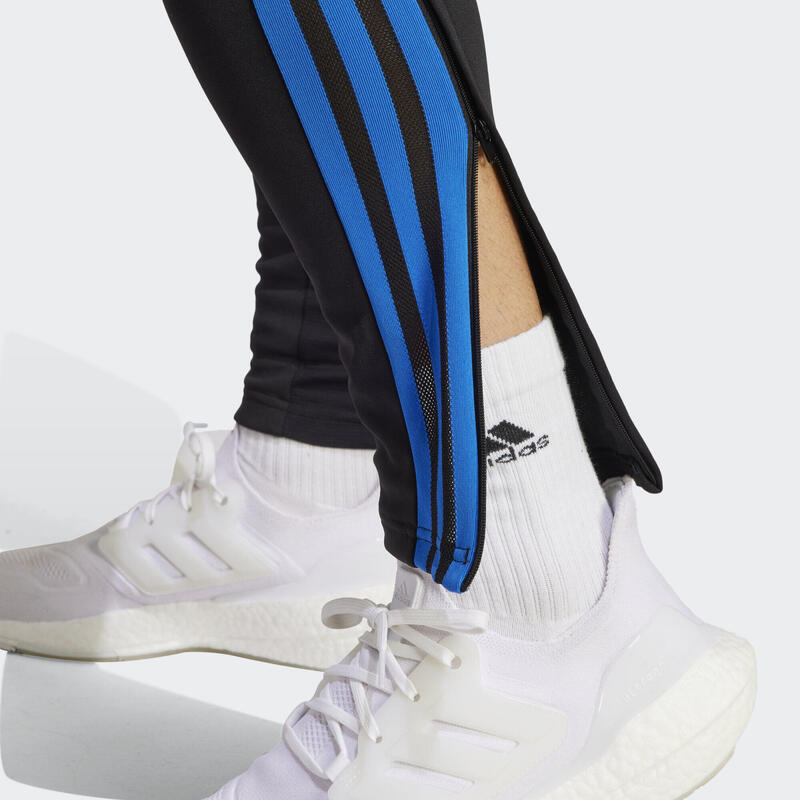 Manchester United Condivo 22 Training Pants