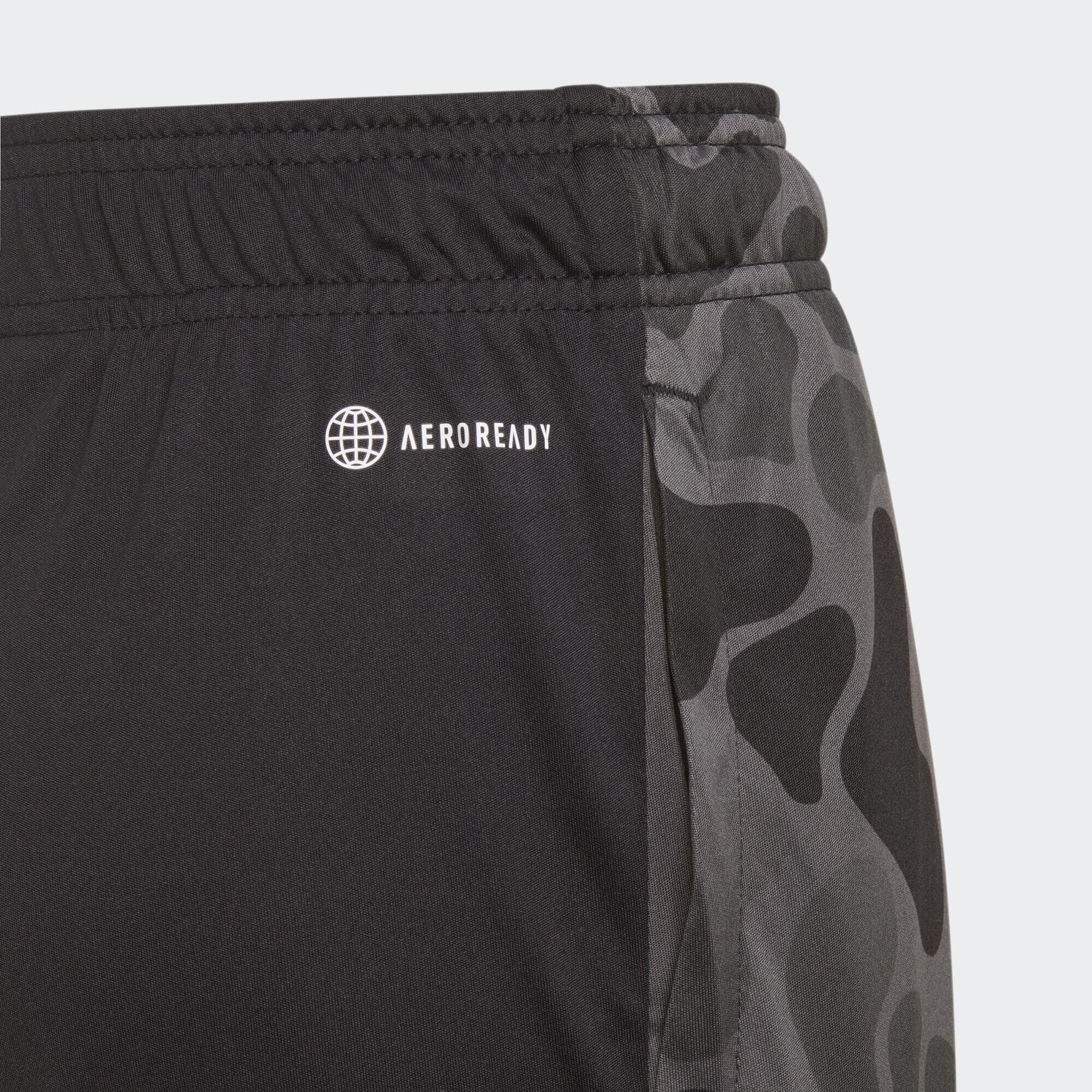 Designed to Move Camo Shorts 3/5