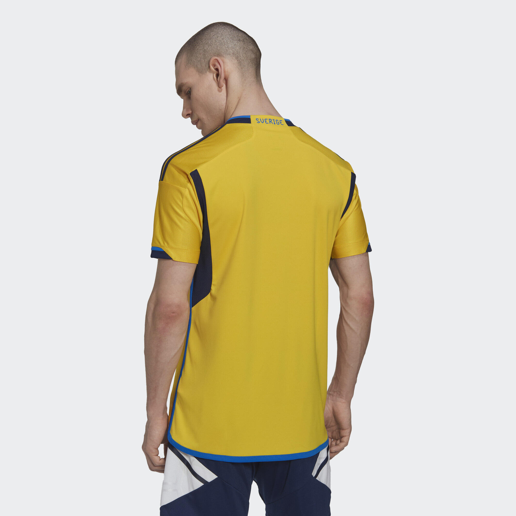 Sweden 22 Home Jersey 3/6