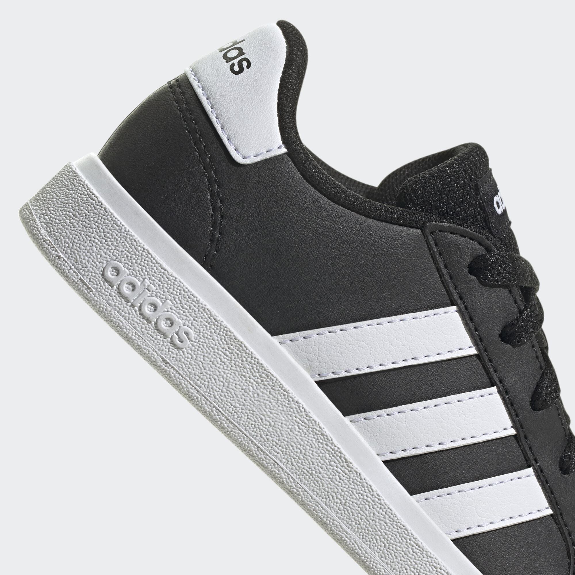 Grand Court Lifestyle Tennis Lace-Up