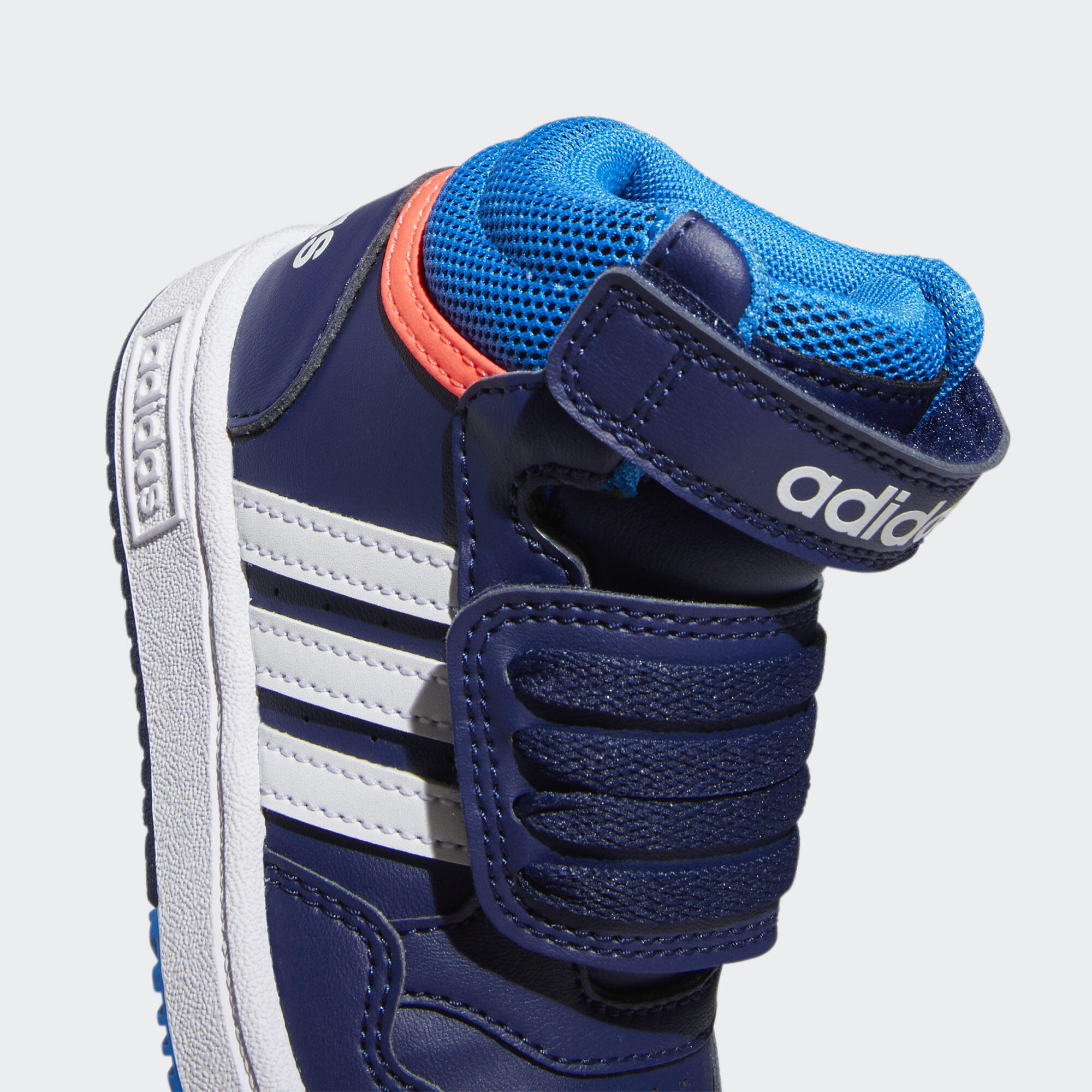Hoops Mid Schoenen 6/7