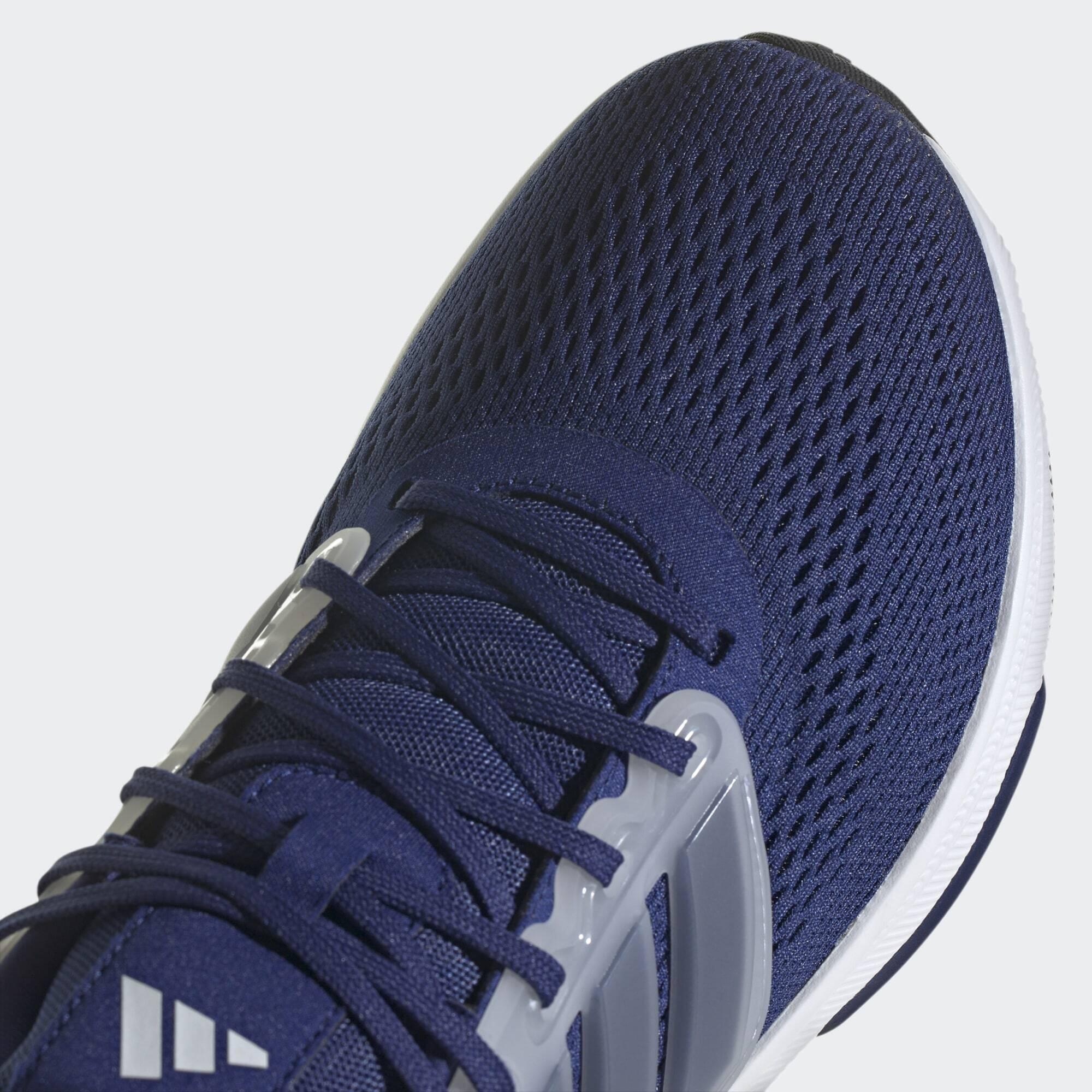 Zapatilla Ultrabounce 6/7